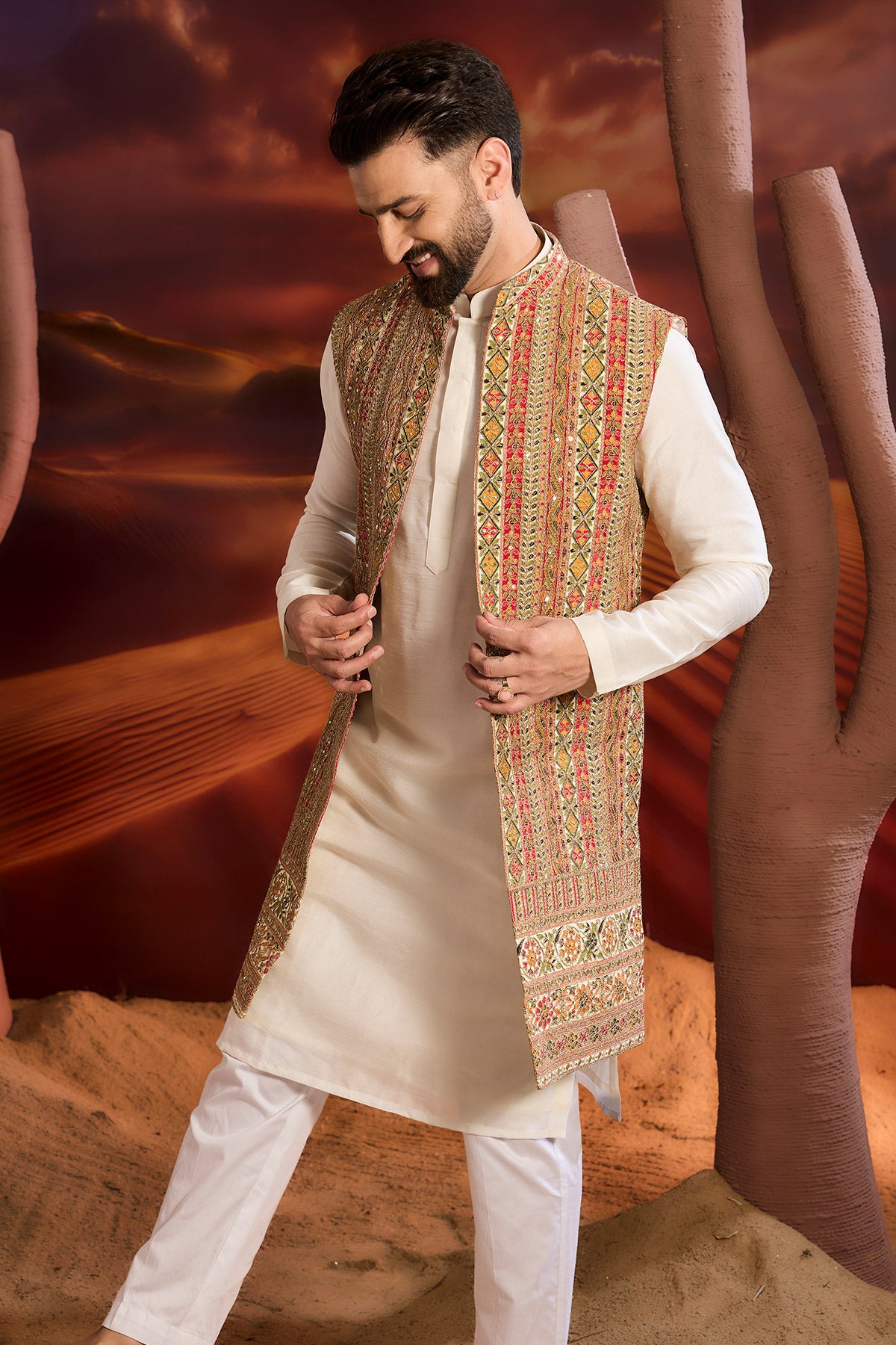 Regal Radiance Redefined With This Luxurious Zari Work Long Open Shrug