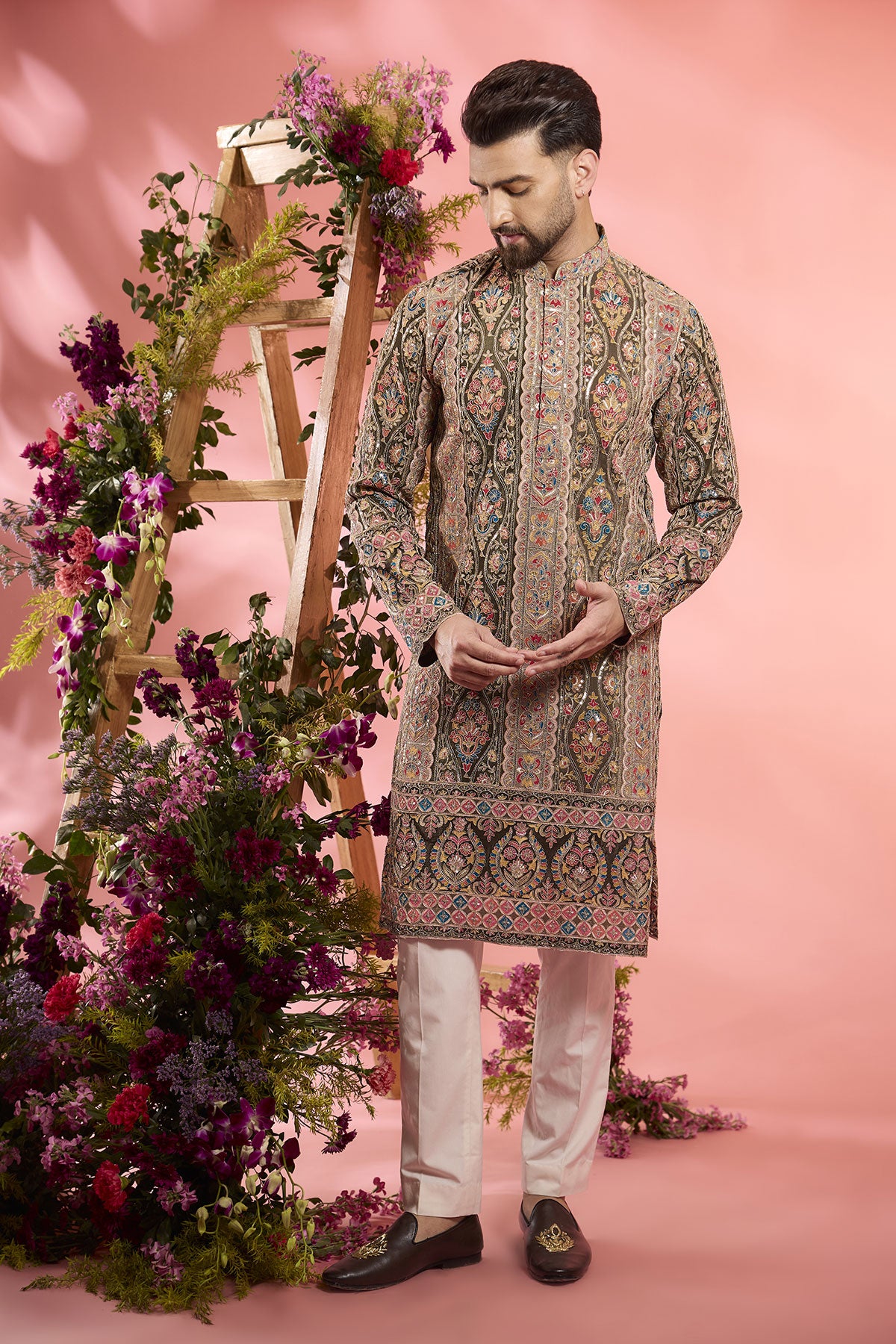 Green Crepe Floral Embroidered Chikankari Kurta