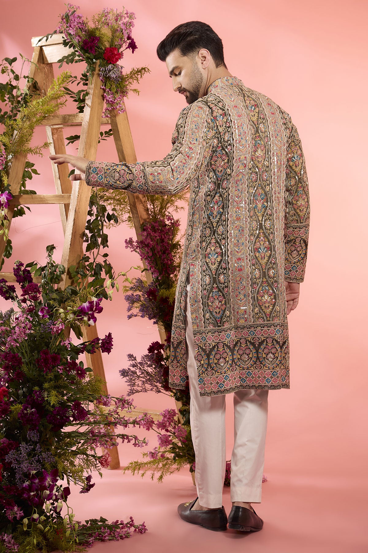 Green Crepe Floral Embroidered Chikankari Kurta