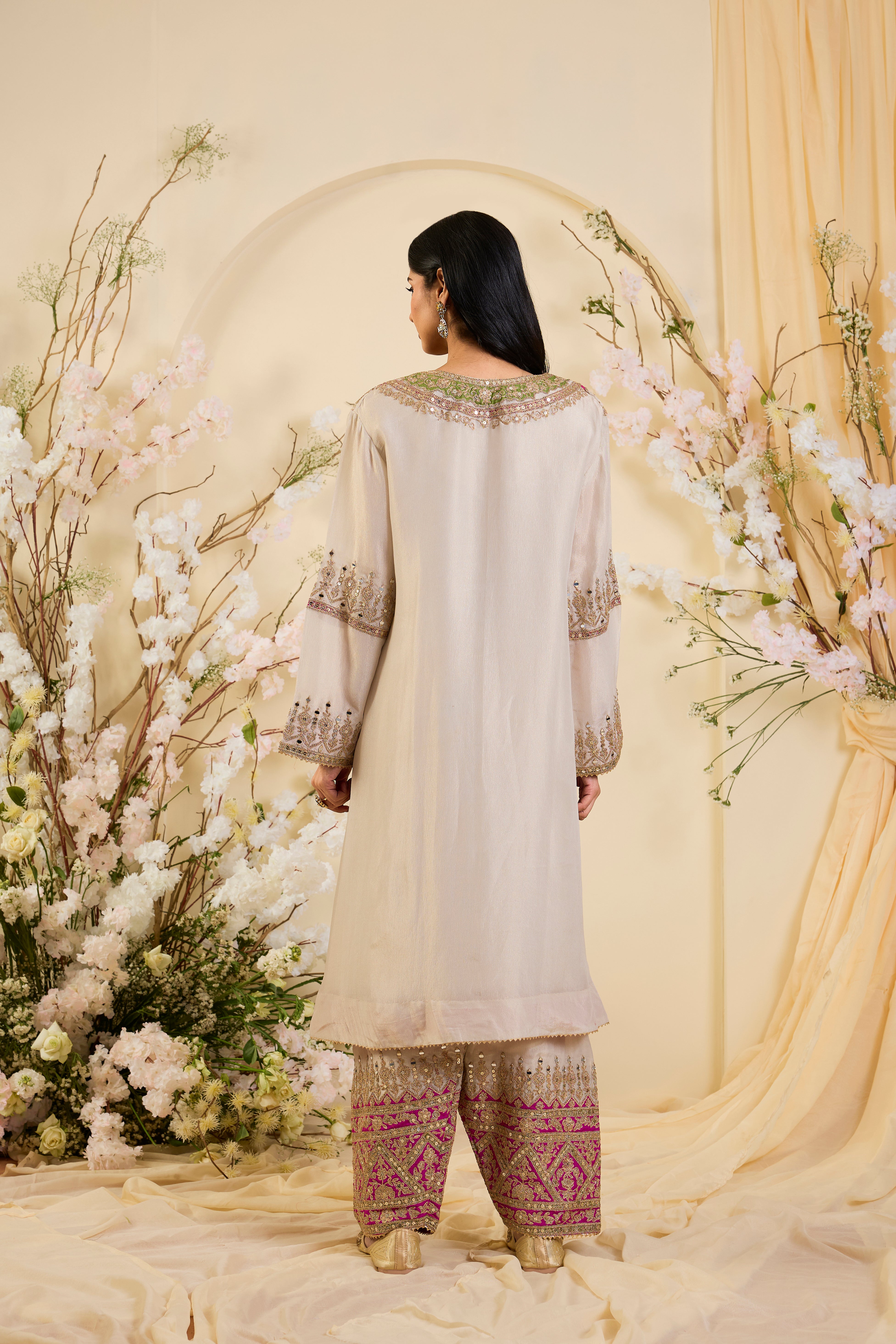 Noor-e-Ivory: A Heritage Embroidered Kurta Set with Regal Zari Accents & Fuchsia Draped Elegance