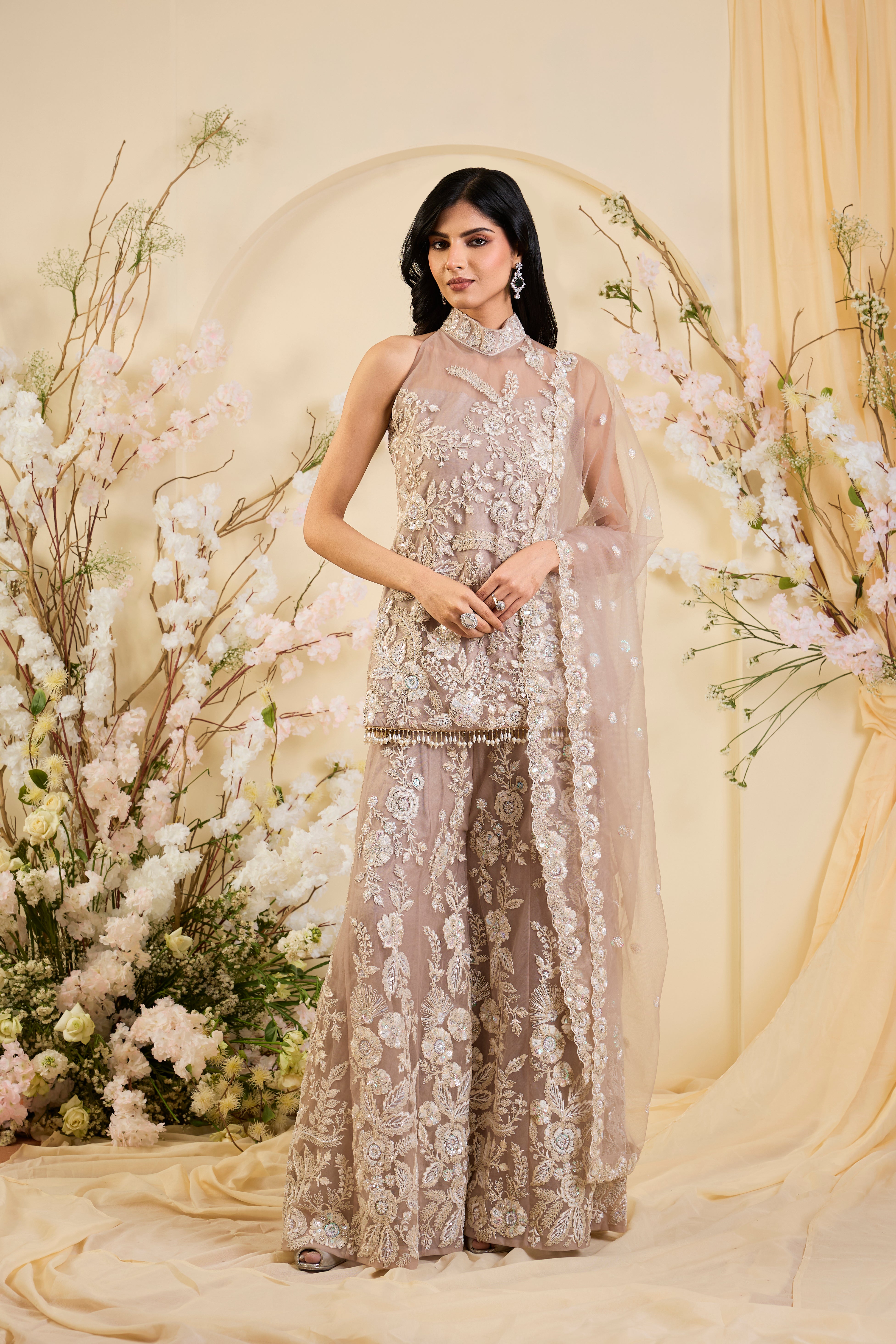 Champagne Veil: An Ode to Ethereal Grandeur