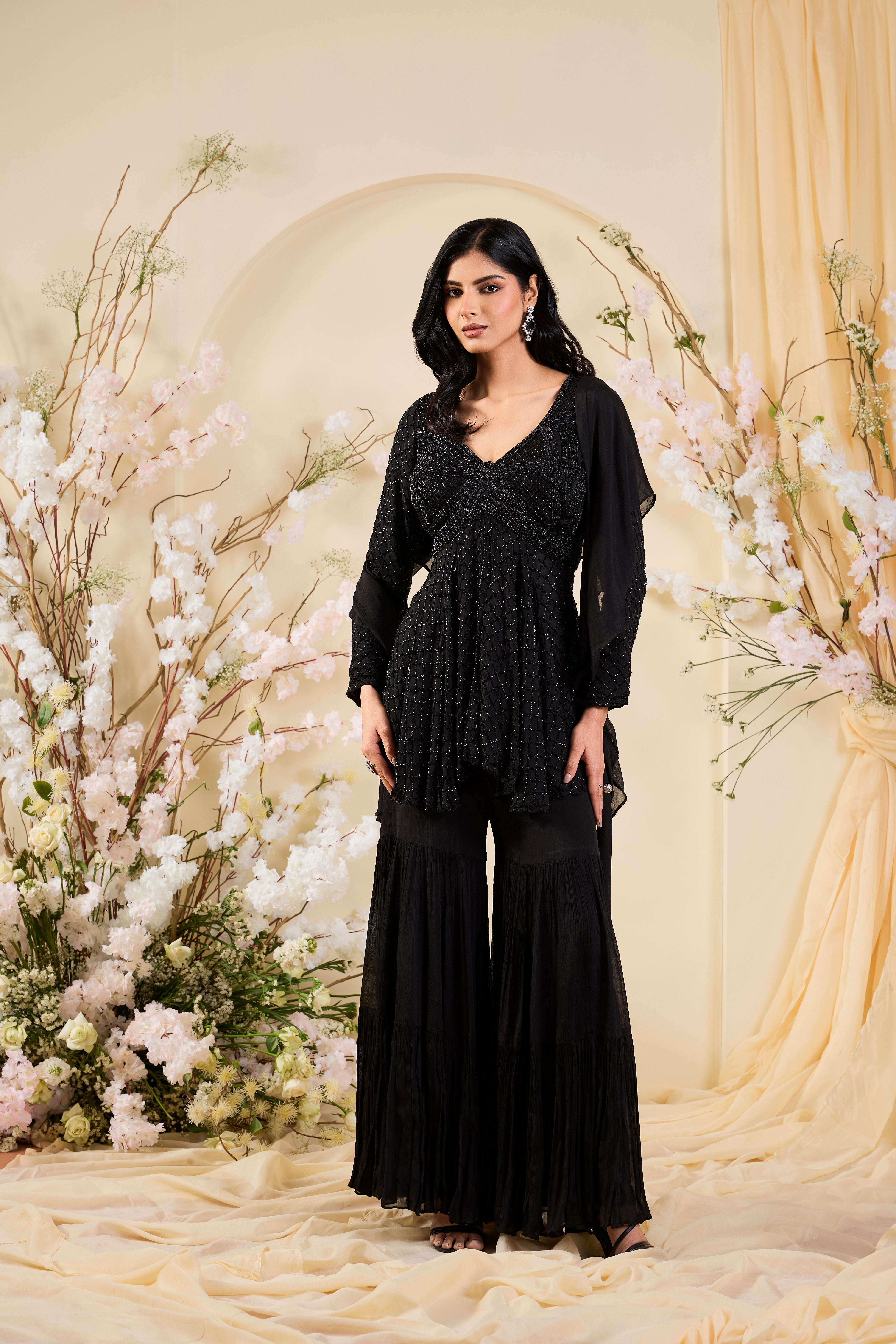 Noir Enchantment: A Statement in Midnight Glamour