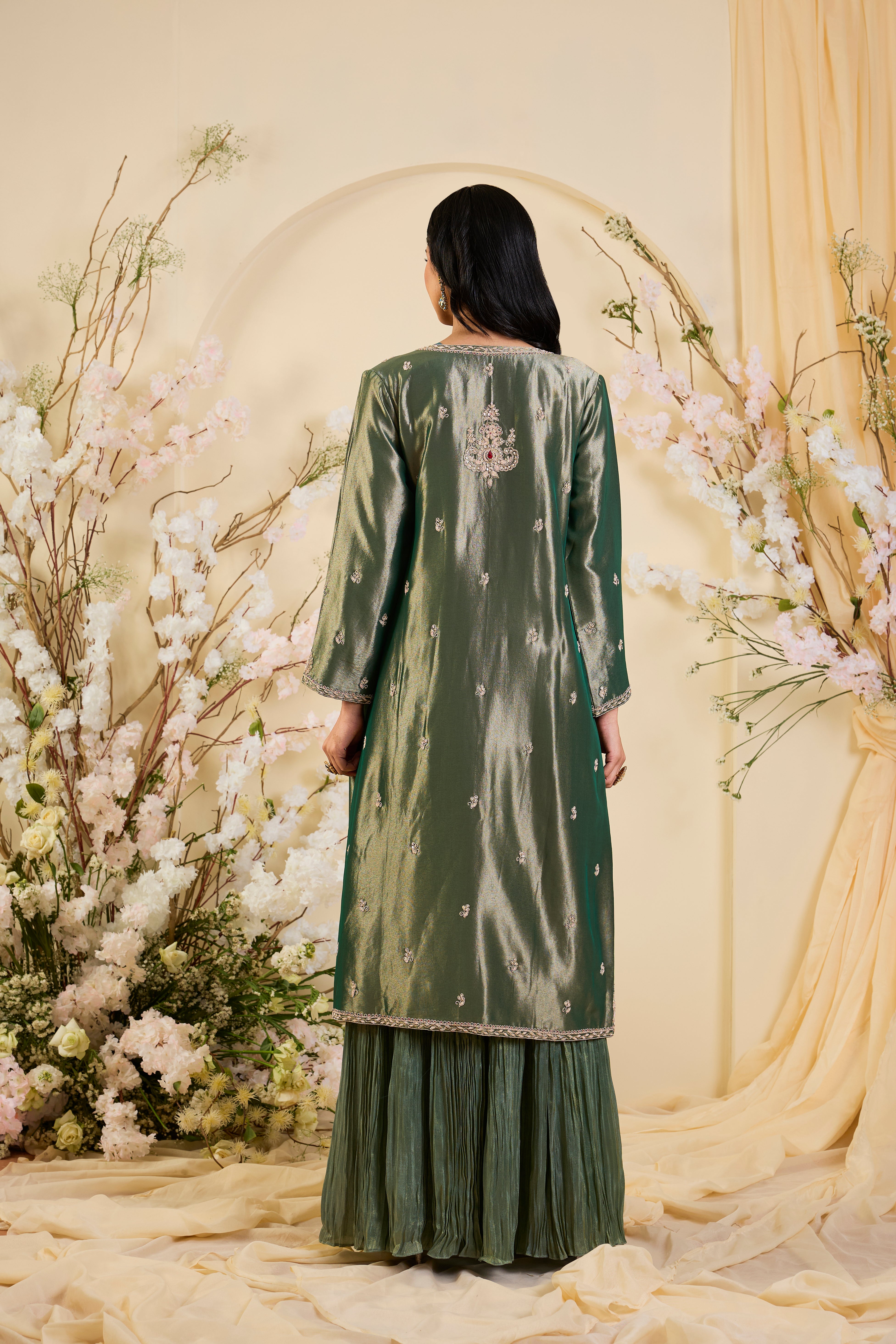 Emerald Heirloom: The Regal Layered Ensemble