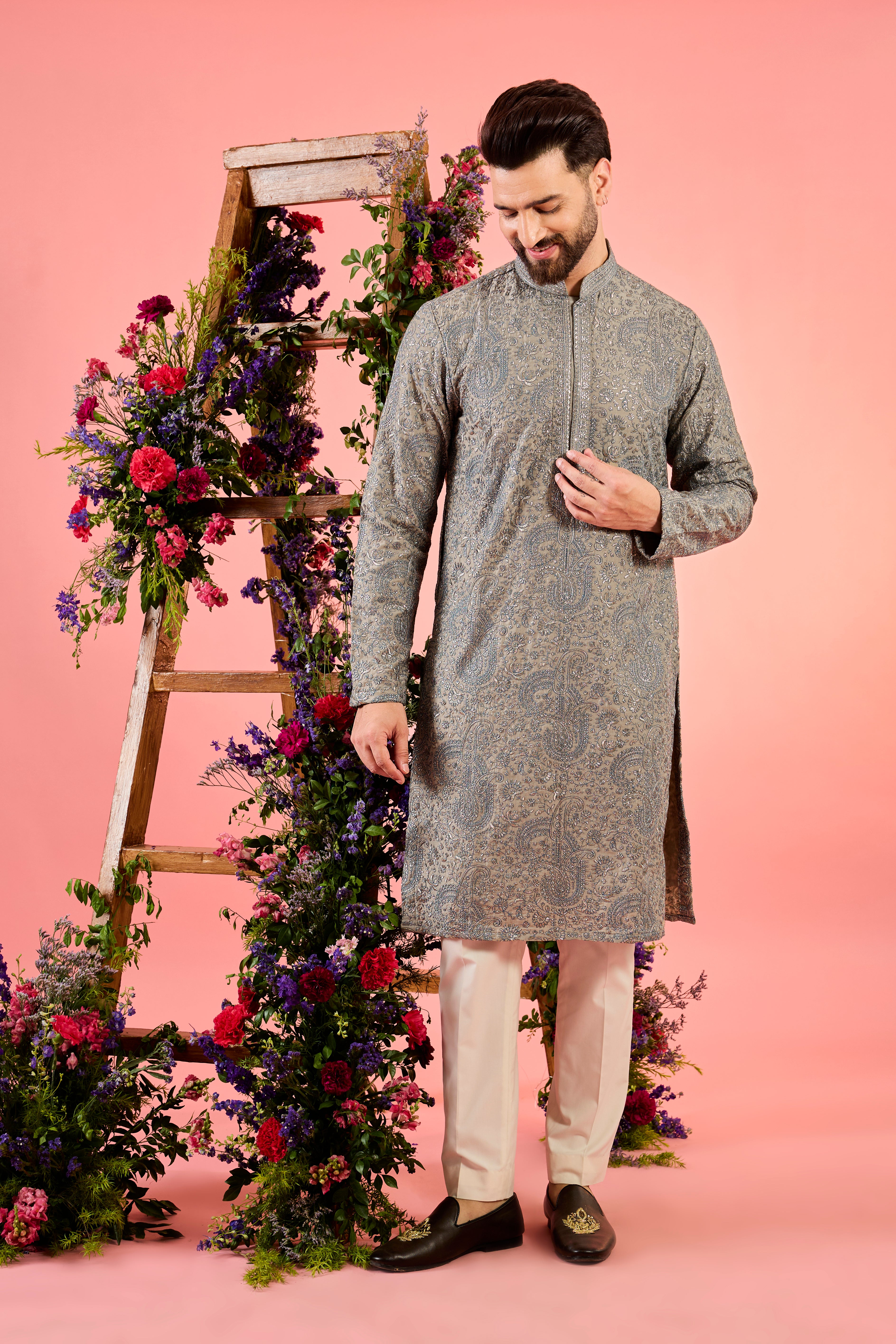 beige chikankari kurta with deialed paisley embroidery and zari work