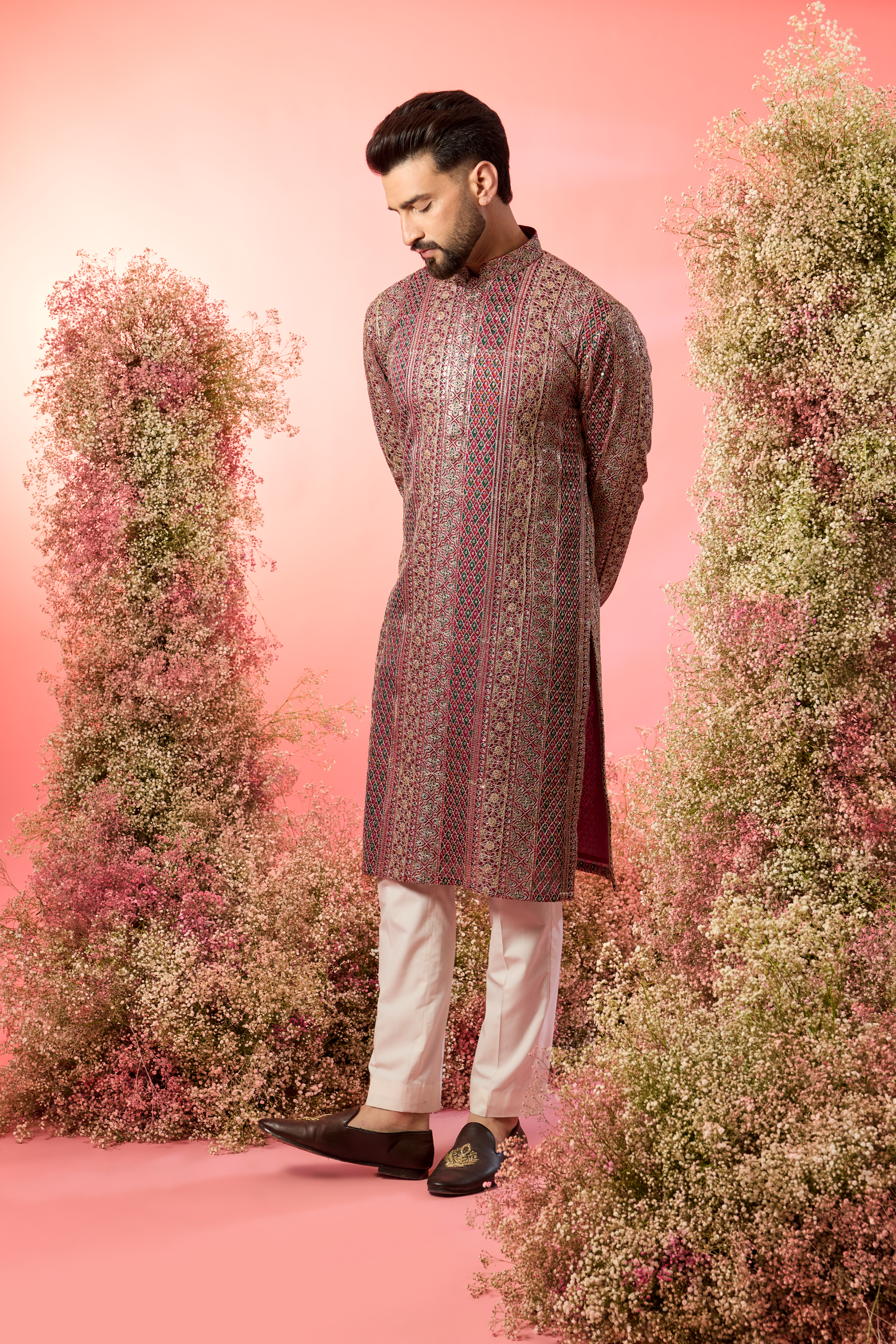 Maroon & Green Zari Kurta: A Tapestry of Opulence