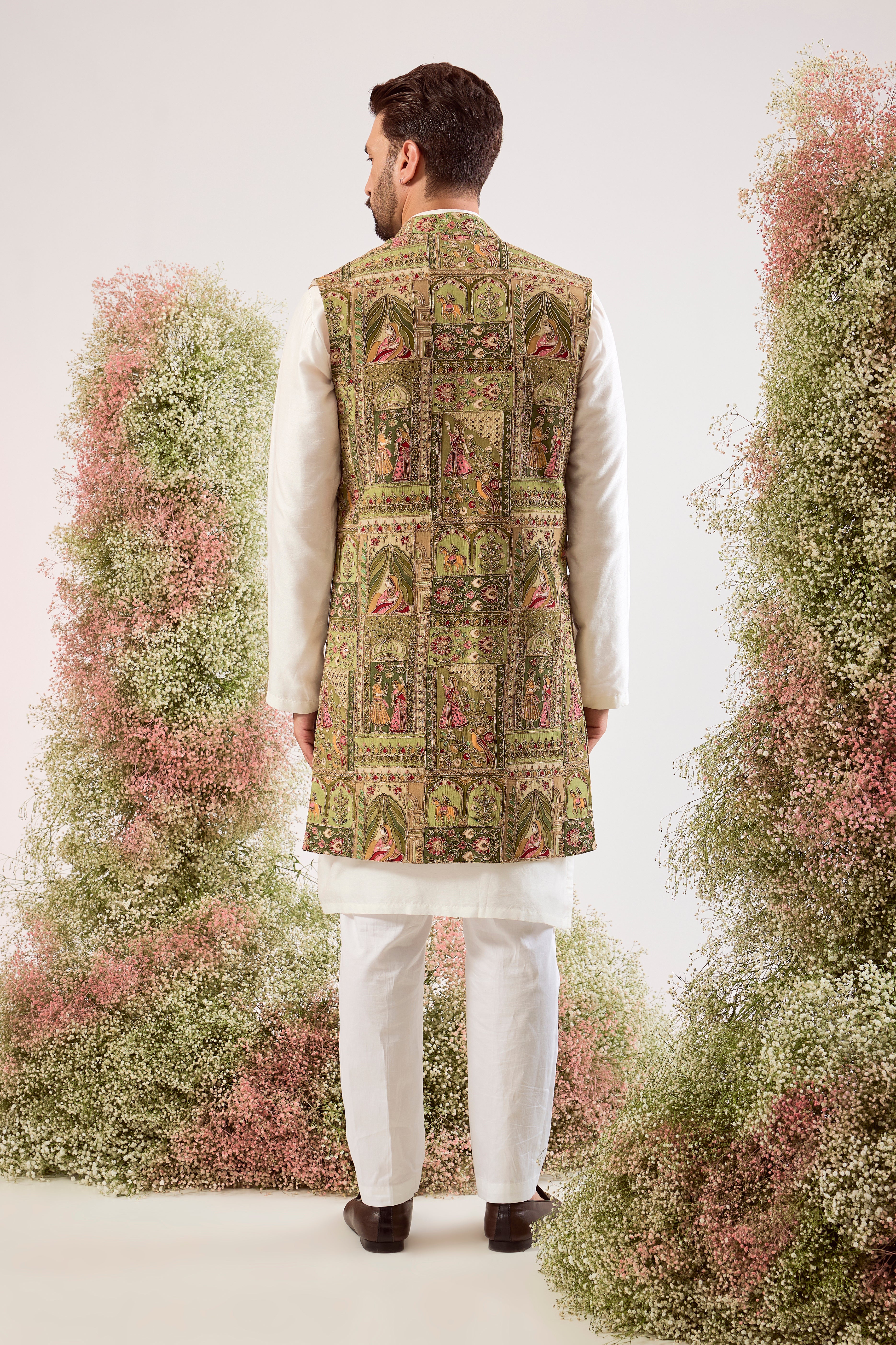 green royal heritage long open with detailed mughal figures