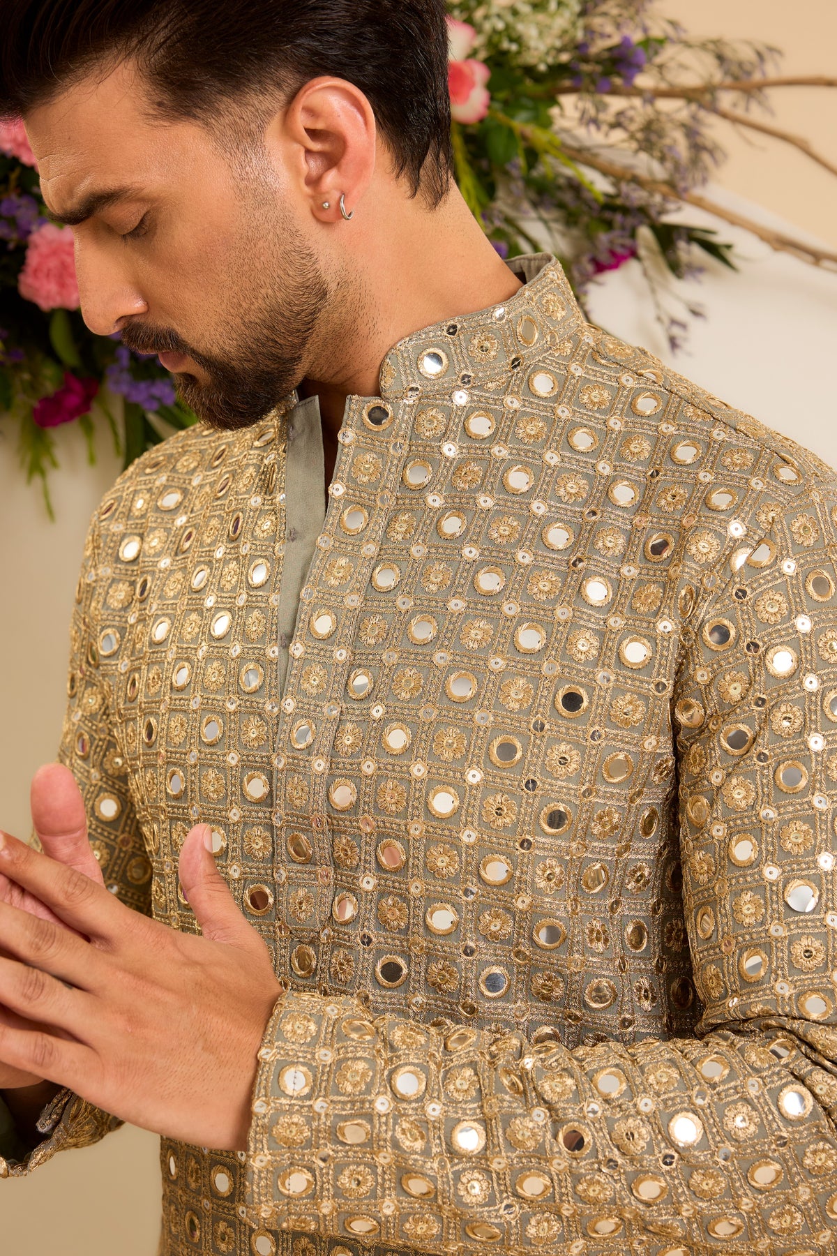 Grey short mirror work kurta drapped in zari