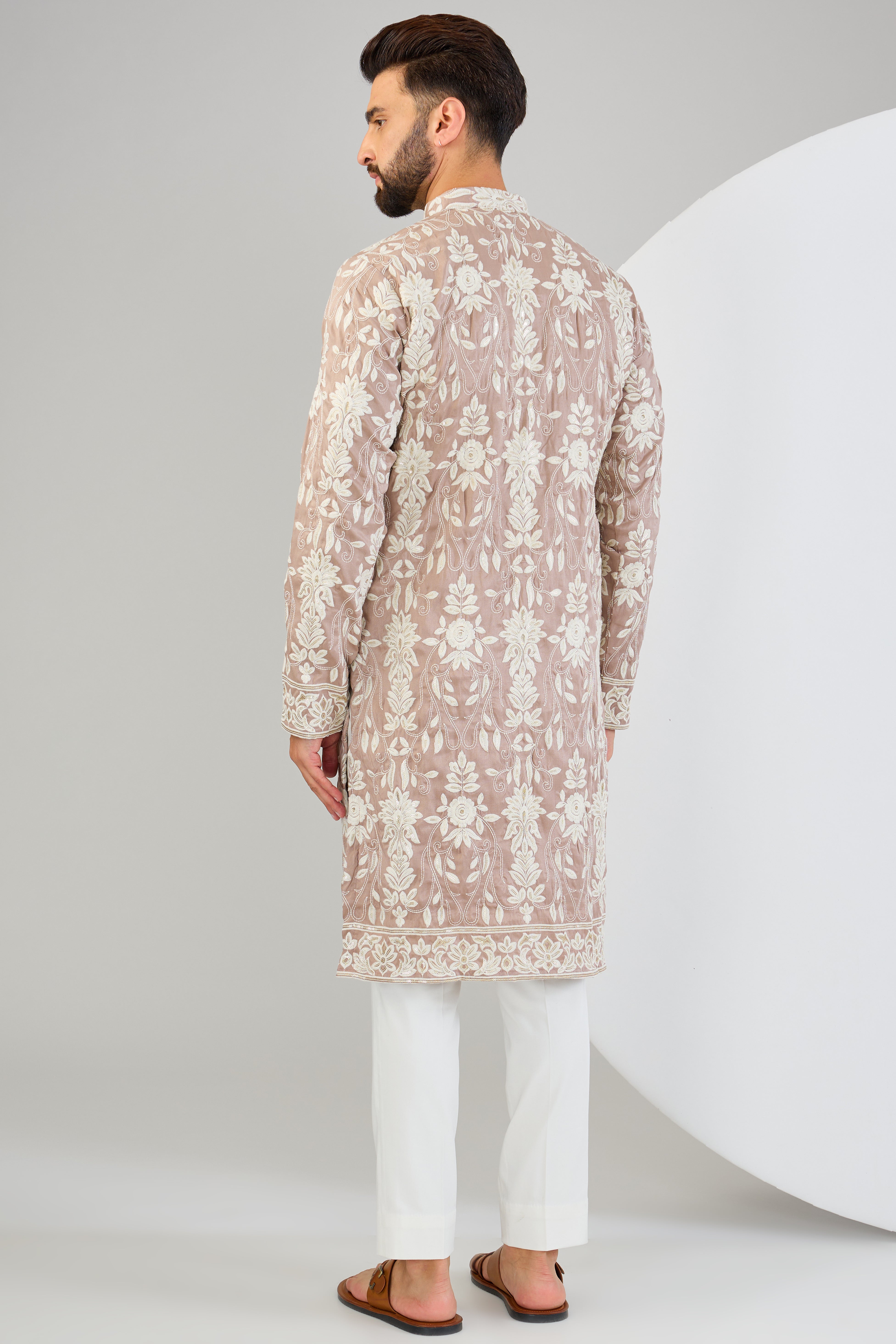 Mauve nude chikankari kurta with intricate sequin and thread embroidery. - kasbahmen