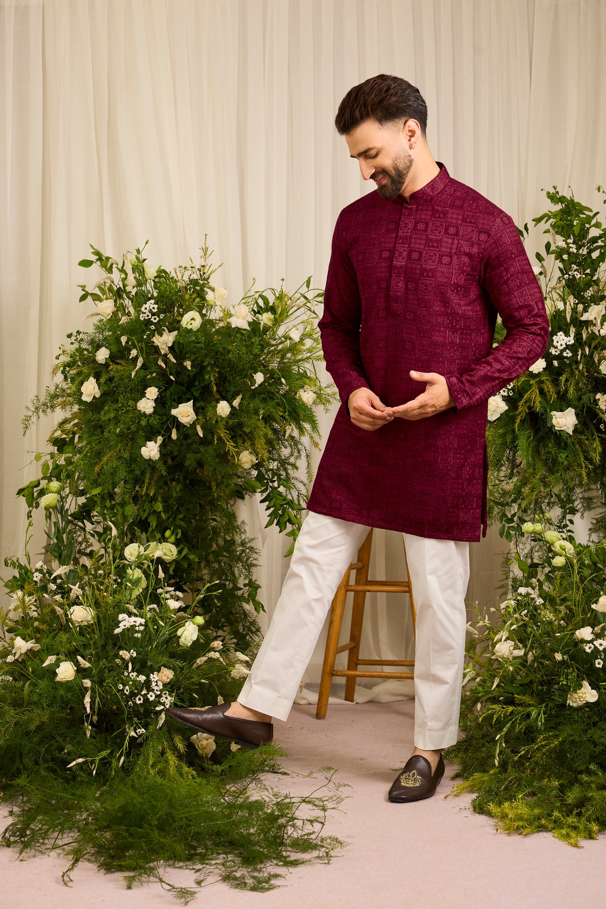 The moncler - Maroon asbtract Kurta Richly Worked in Thread