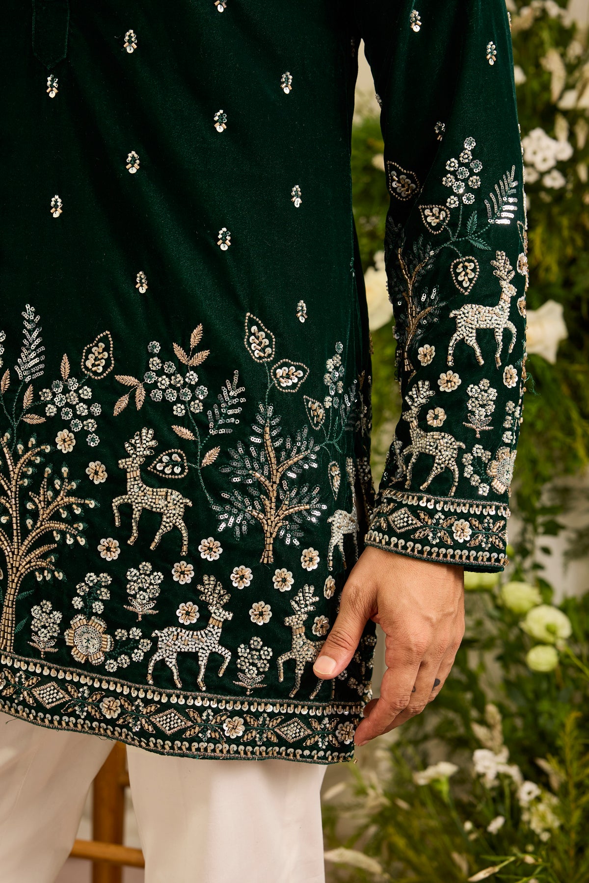 The Crowned - A Short Kurta with Sculpted Cut-Dana Wildlife