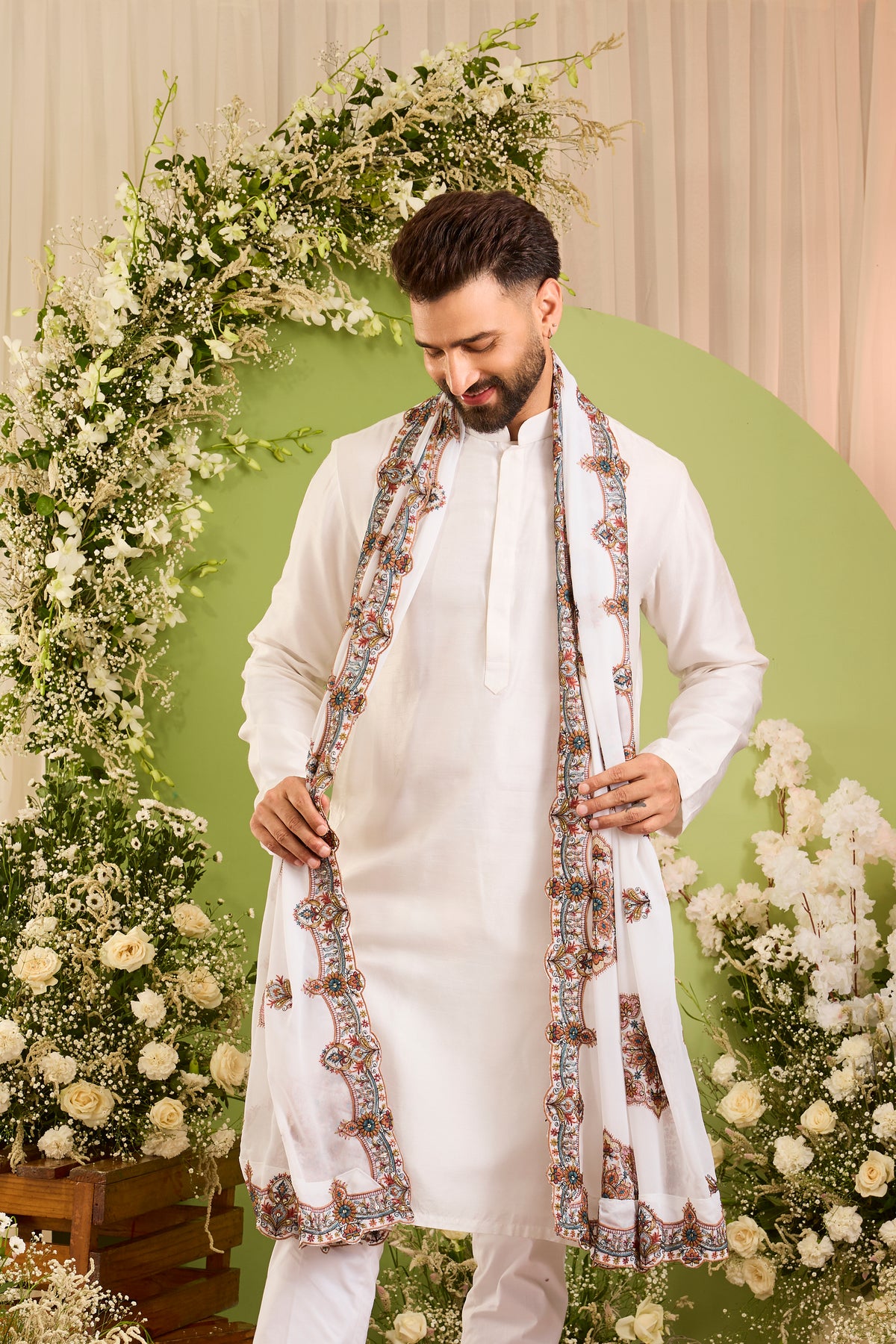 Whote chikankari stole