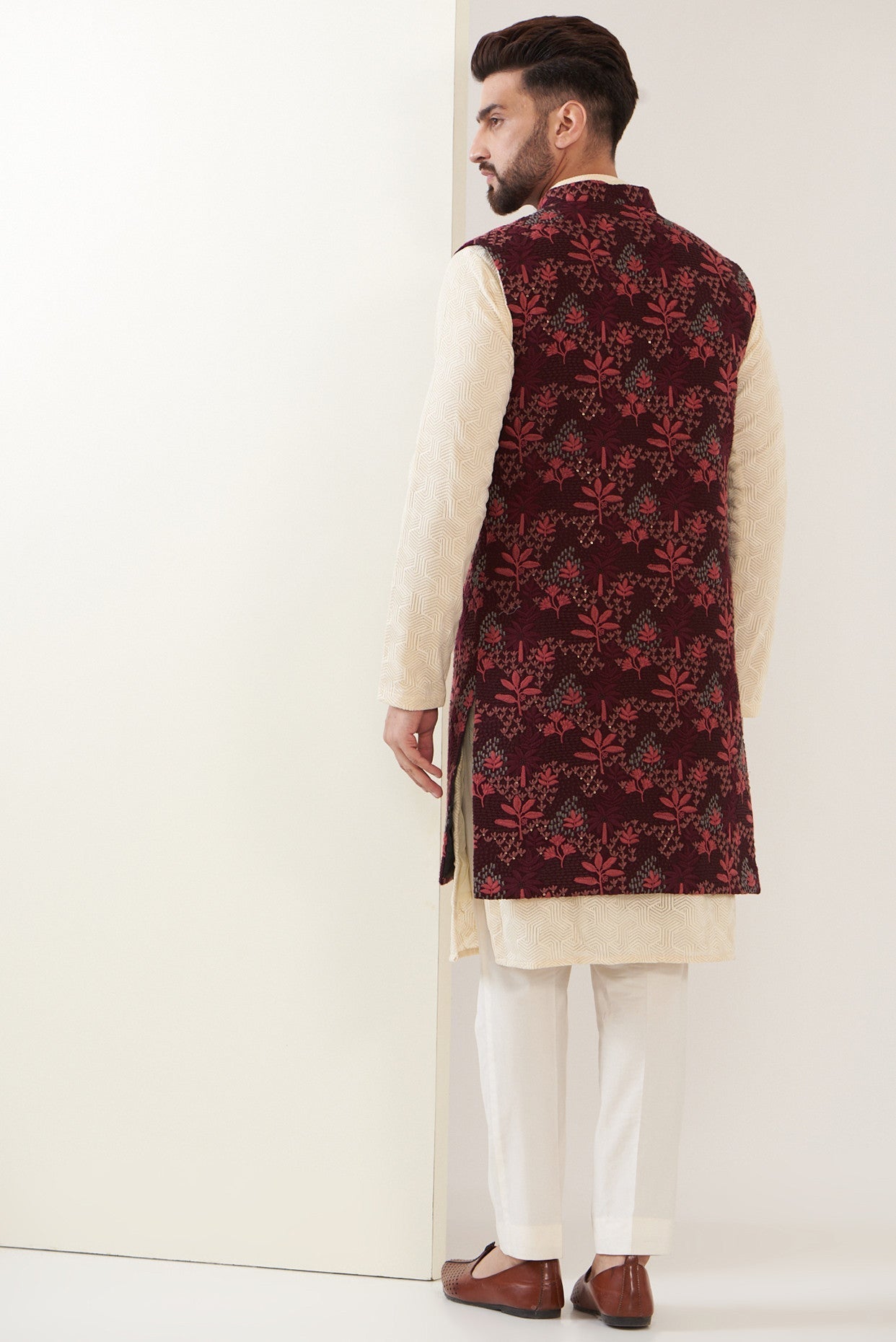 Maroon Embroidred Long Jacket - kasbahmen
