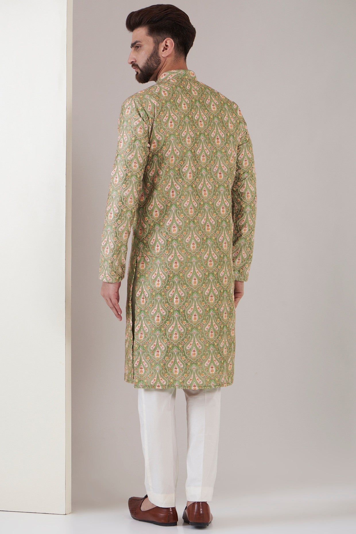 Mehandi Green embroidered kurta - kasbahmen