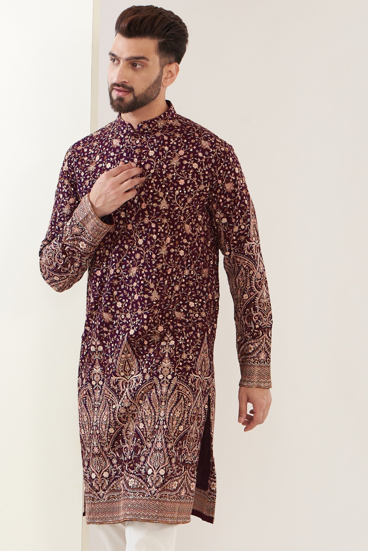 Maroon Embroidred Kurta - kasbahmen