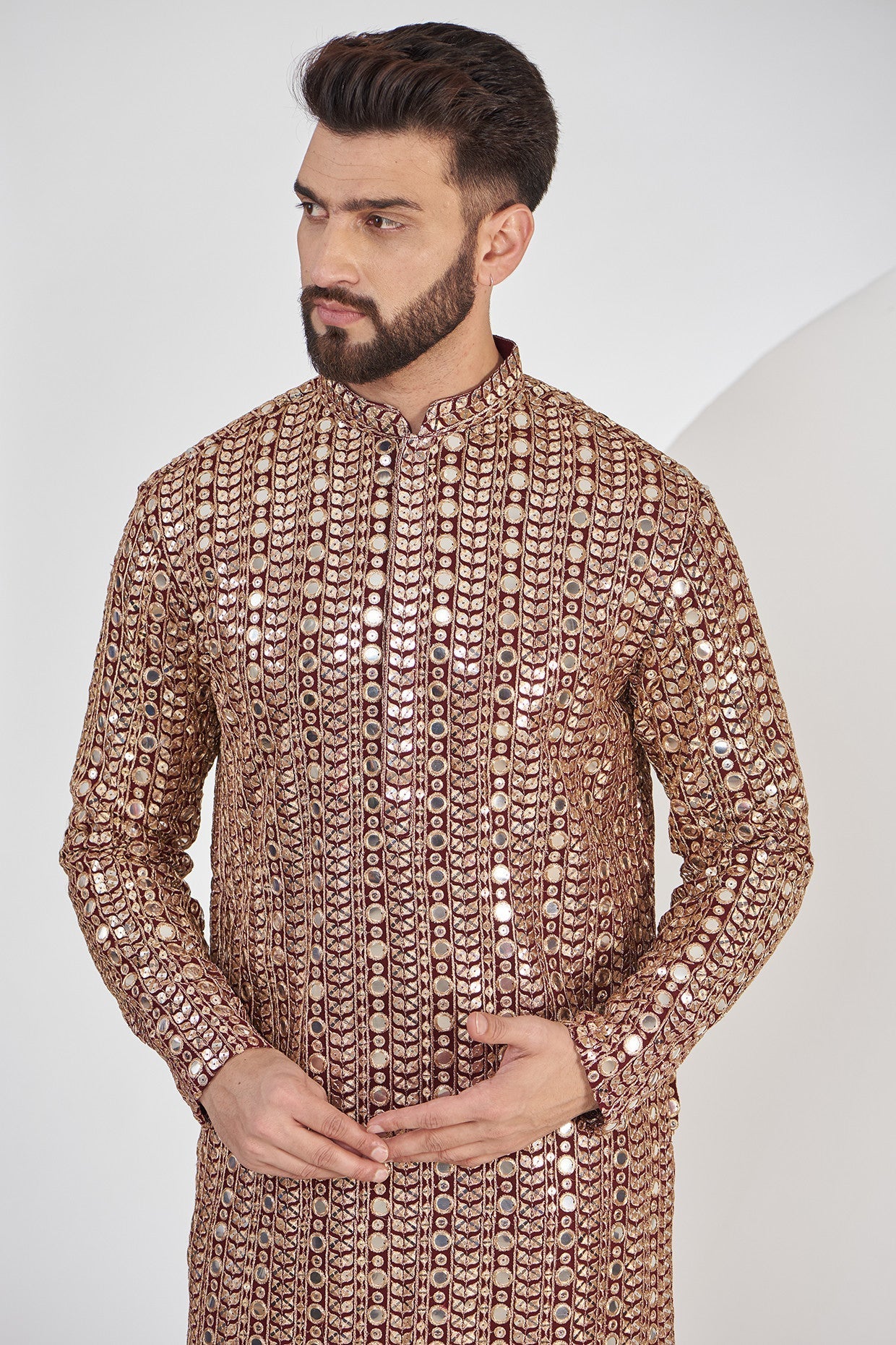 Maroon Mirrorwork kurta with Golden Zari work - kasbahmen