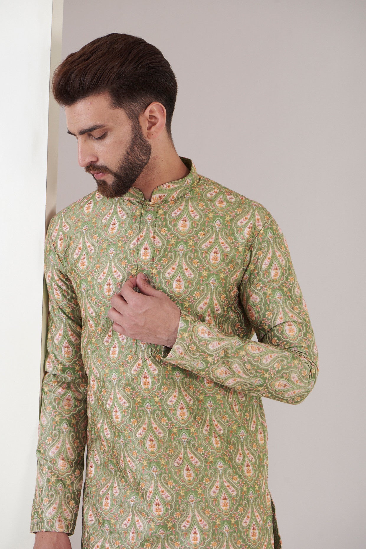 Mehandi Green embroidered kurta - kasbahmen