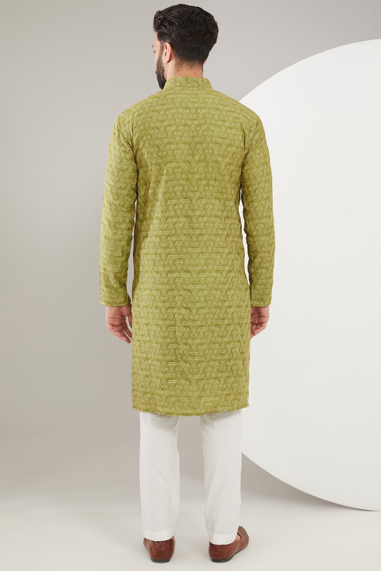 Mehndi Green geometrically embroiered kurta - kasbahmen