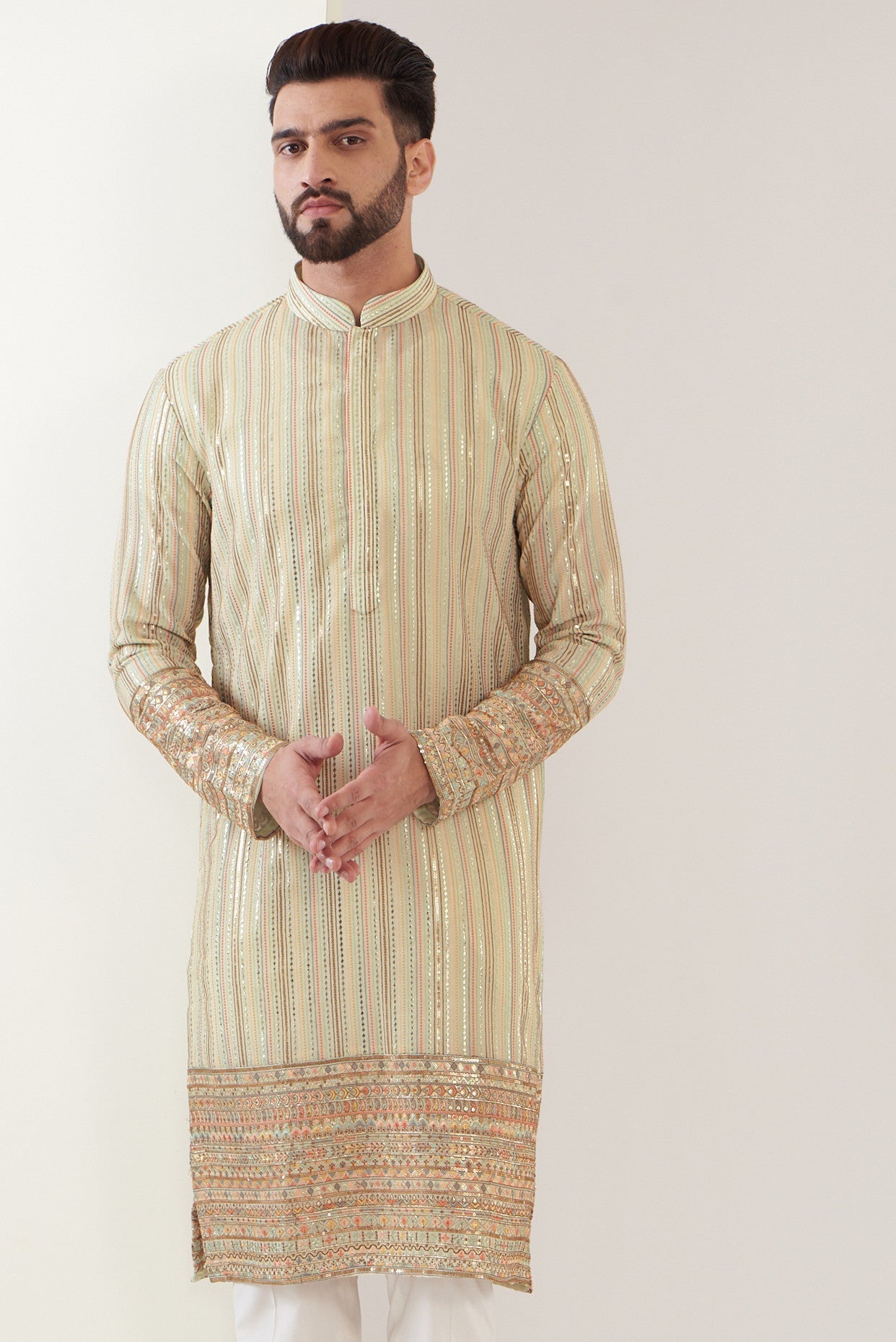Multi embroidred Kurta - kasbahmen