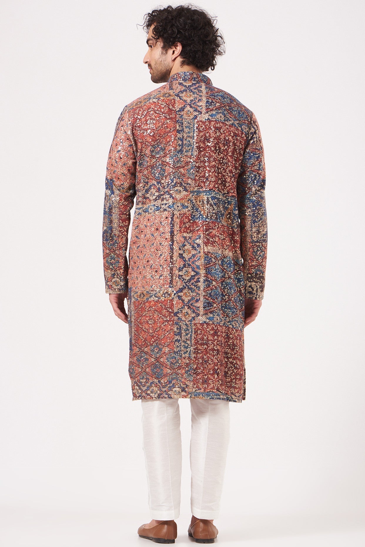 Maroon Embroidered kurta - kasbahmen
