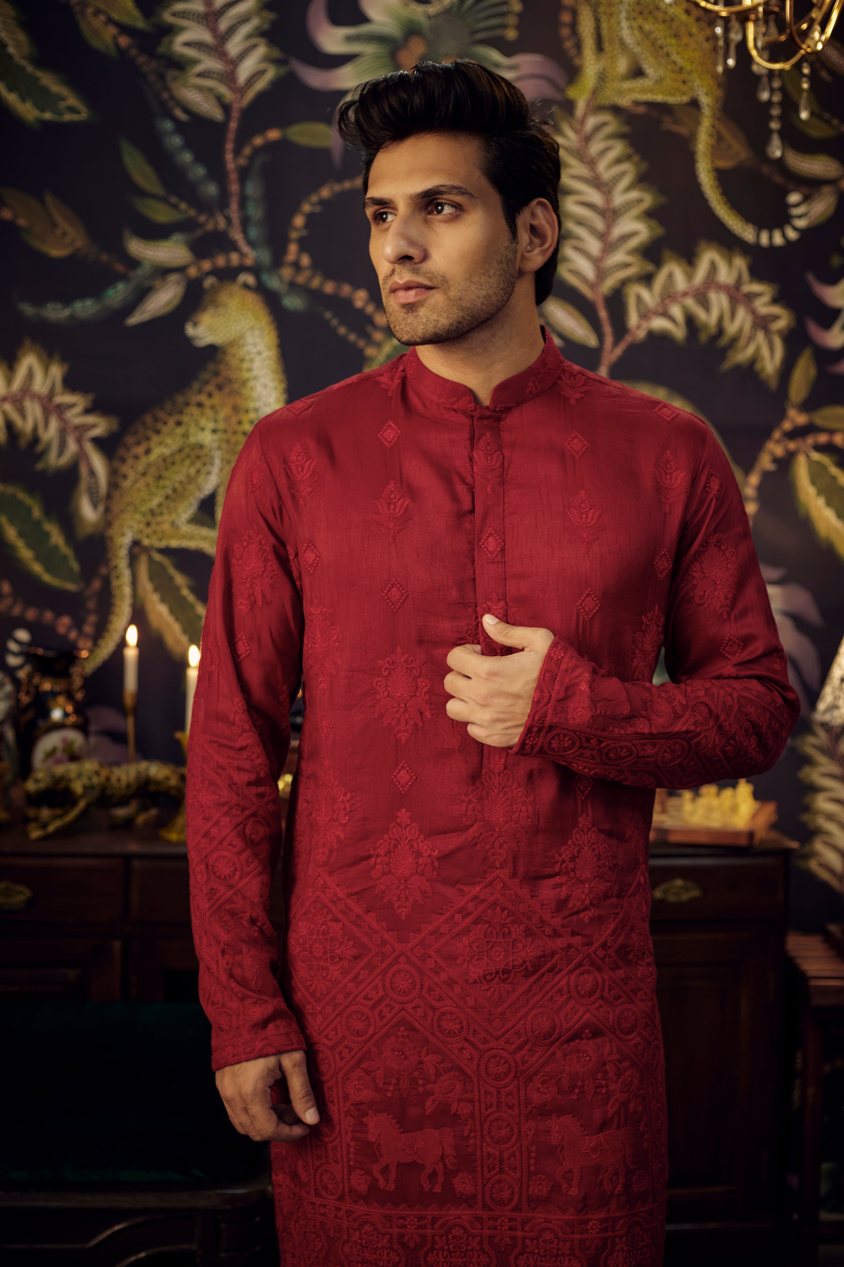 Maroon Chikankari Kurta with detailed figure embroidery. - kasbahmen