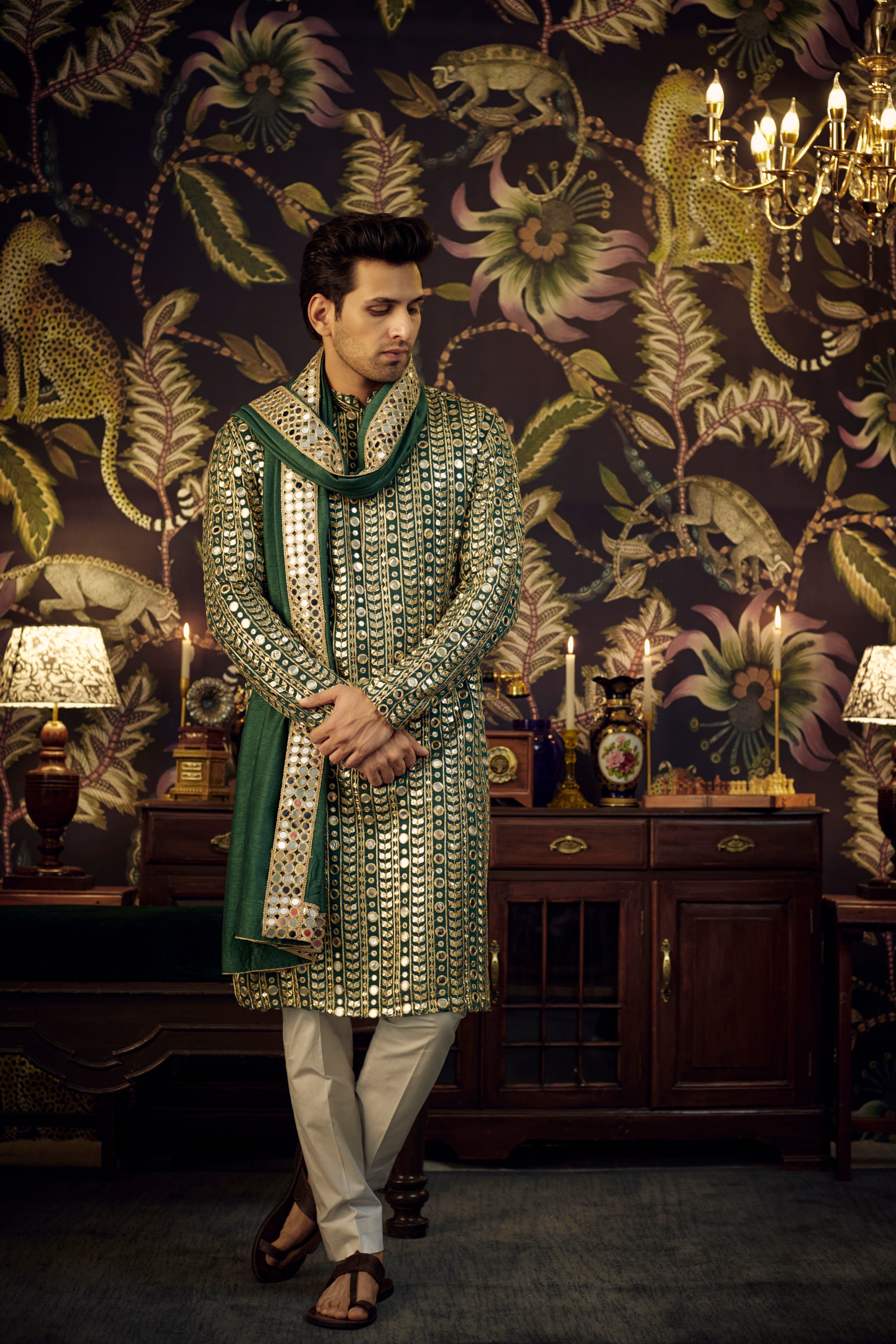 Green Mirror-work Kurta paired with Mirrorwork Stole - kasbahmen