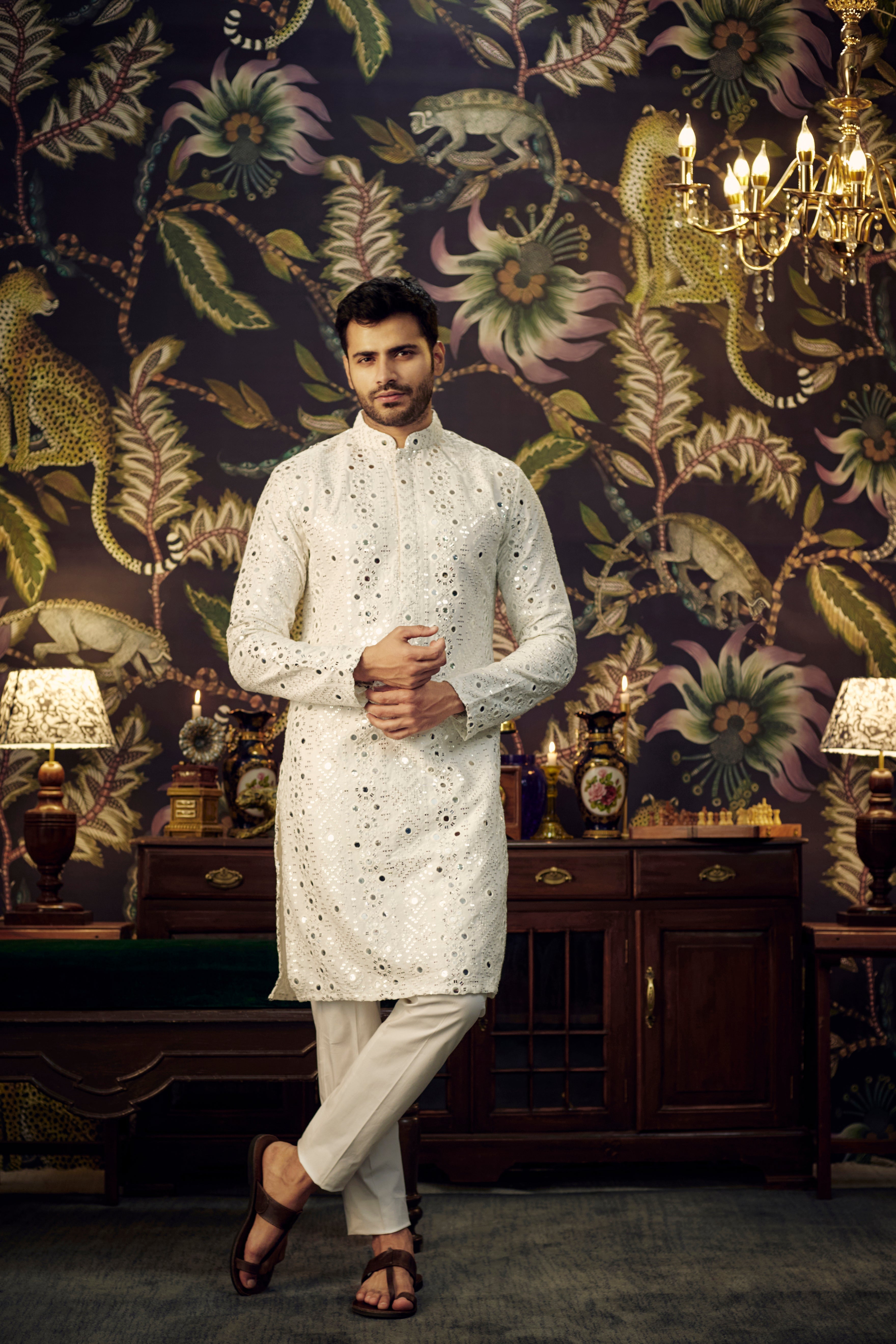 Signature Mirror-work Kurta - kasbahmen