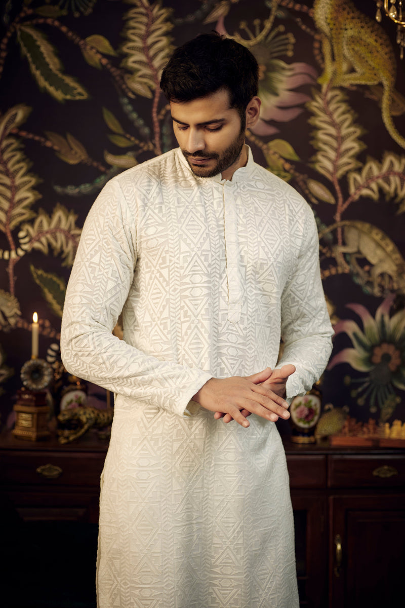 Opulent White Chikankai Kurta - kasbahmen