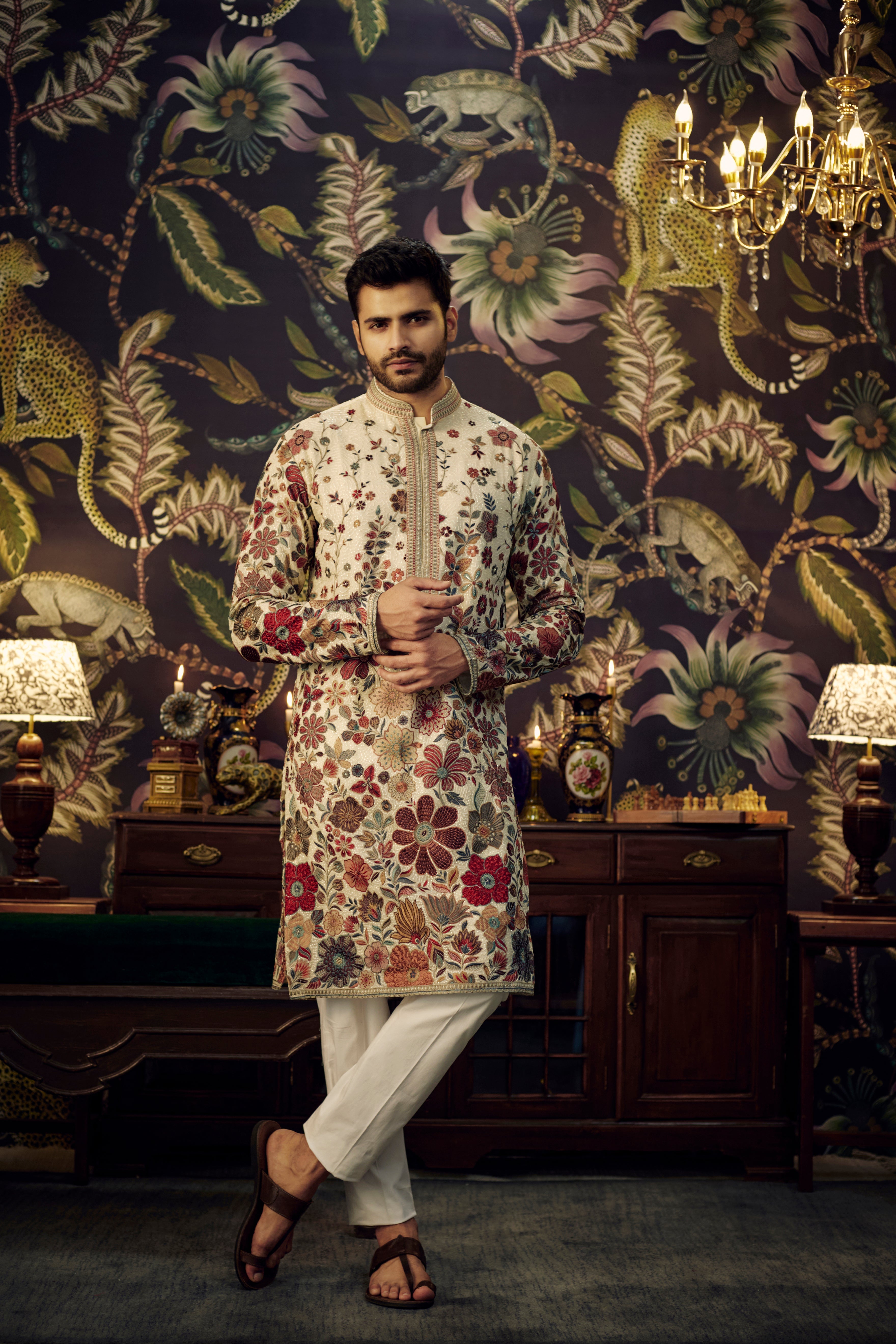 Cream heavily embroidered floral kurta. - kasbahmen