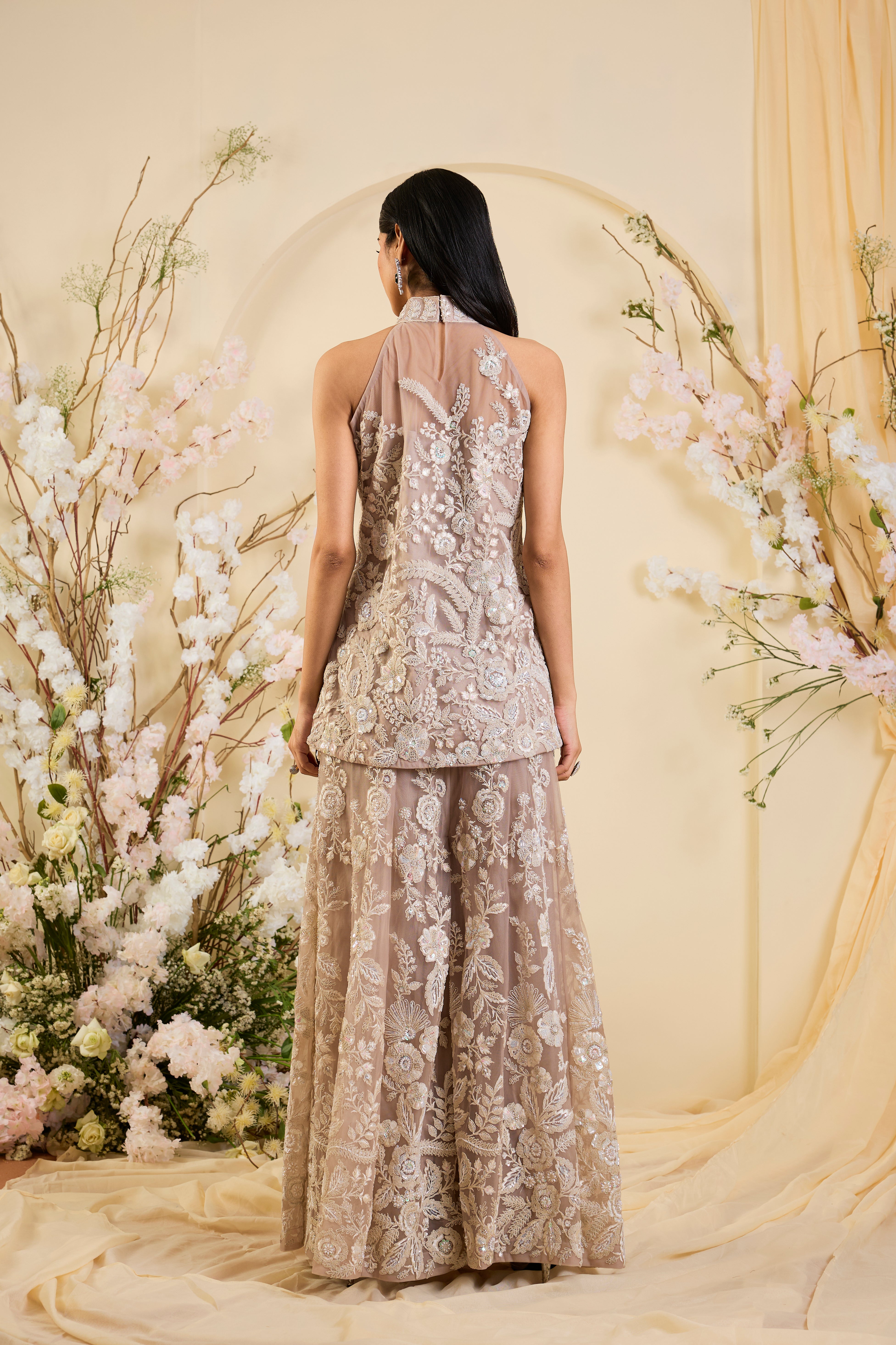 Champagne Veil: An Ode to Ethereal Grandeur