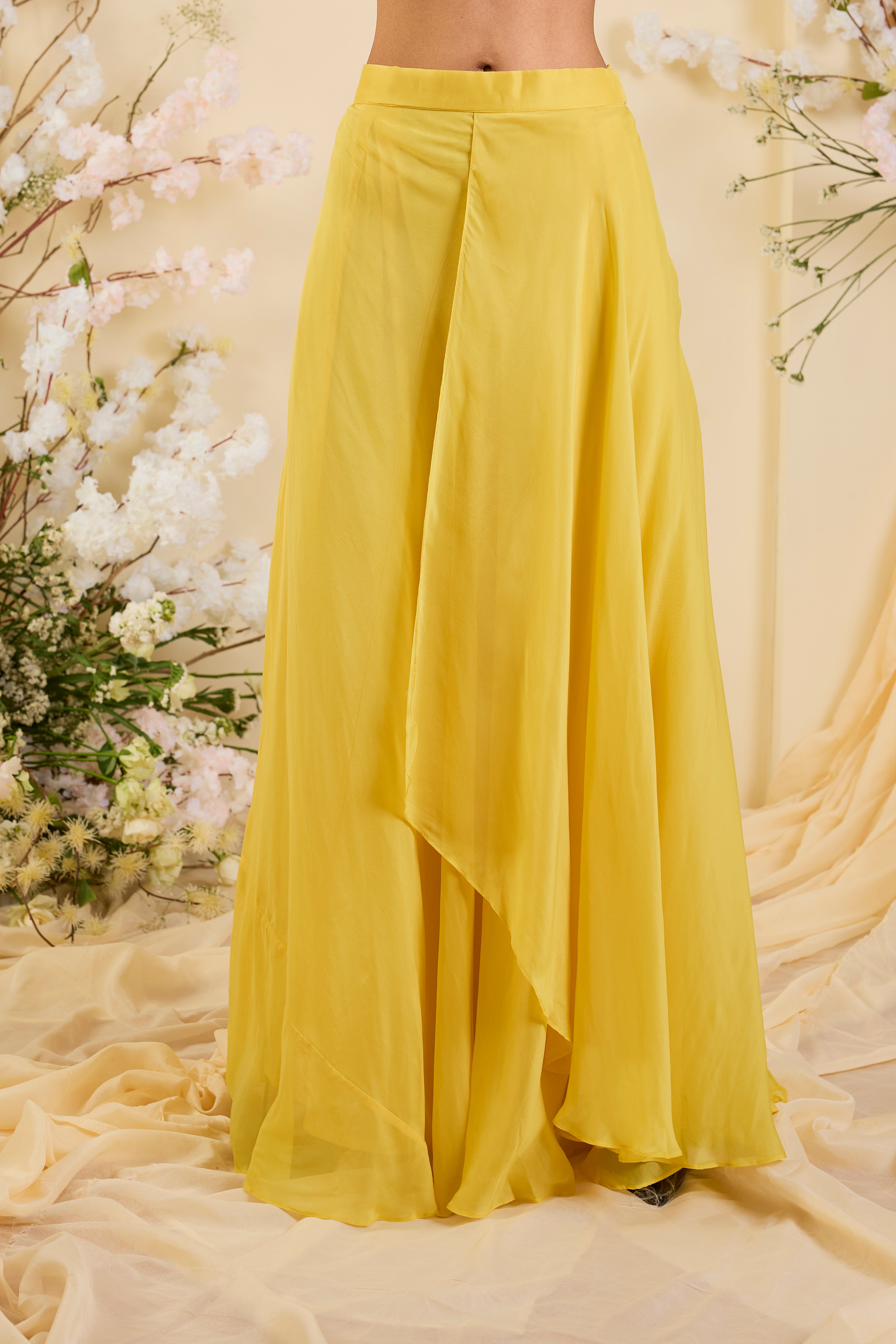 Sunlit Bloom: A Canvas of Vibrant Elegance