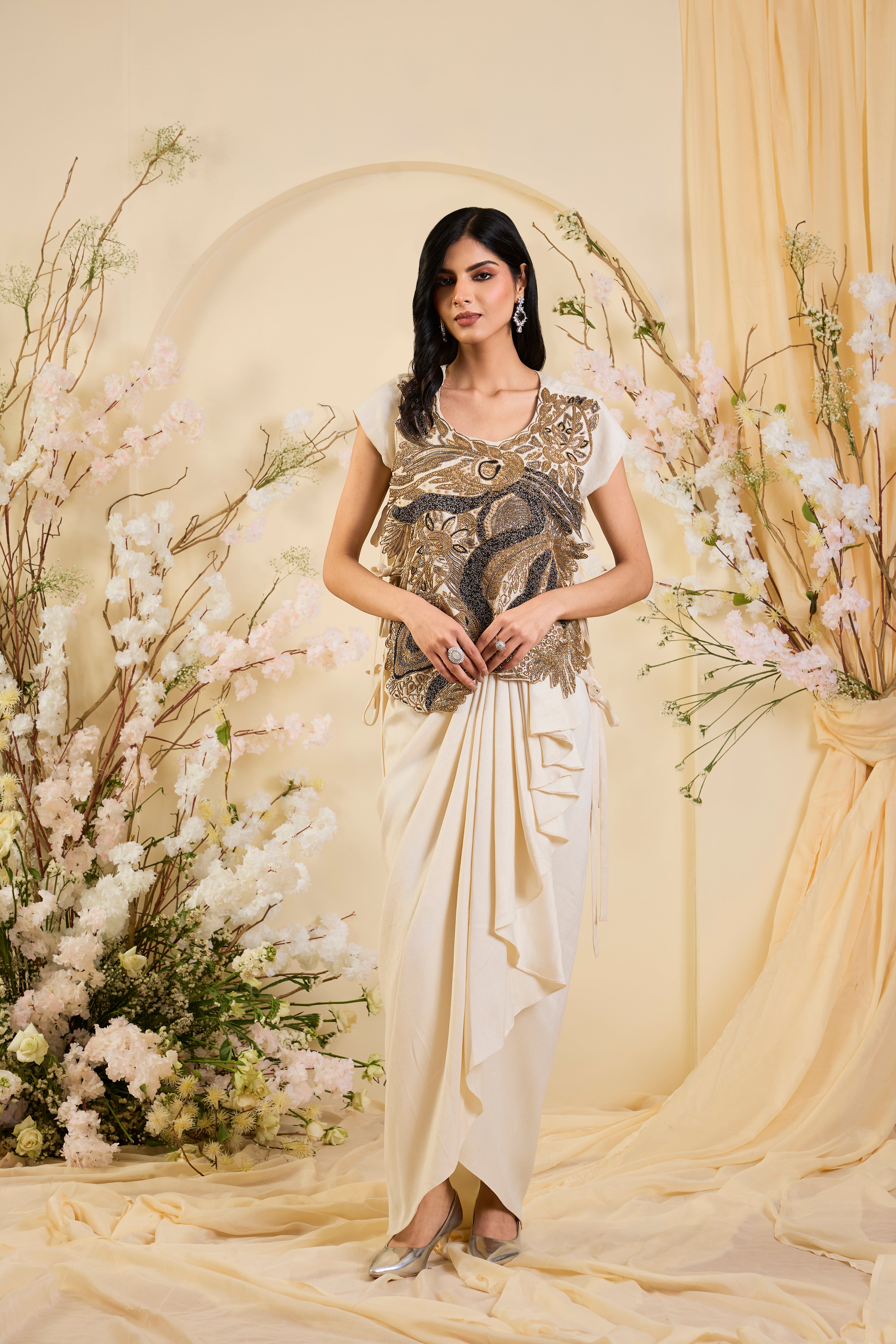 Sculpted Ivory Gillet set, Drenched in Gold