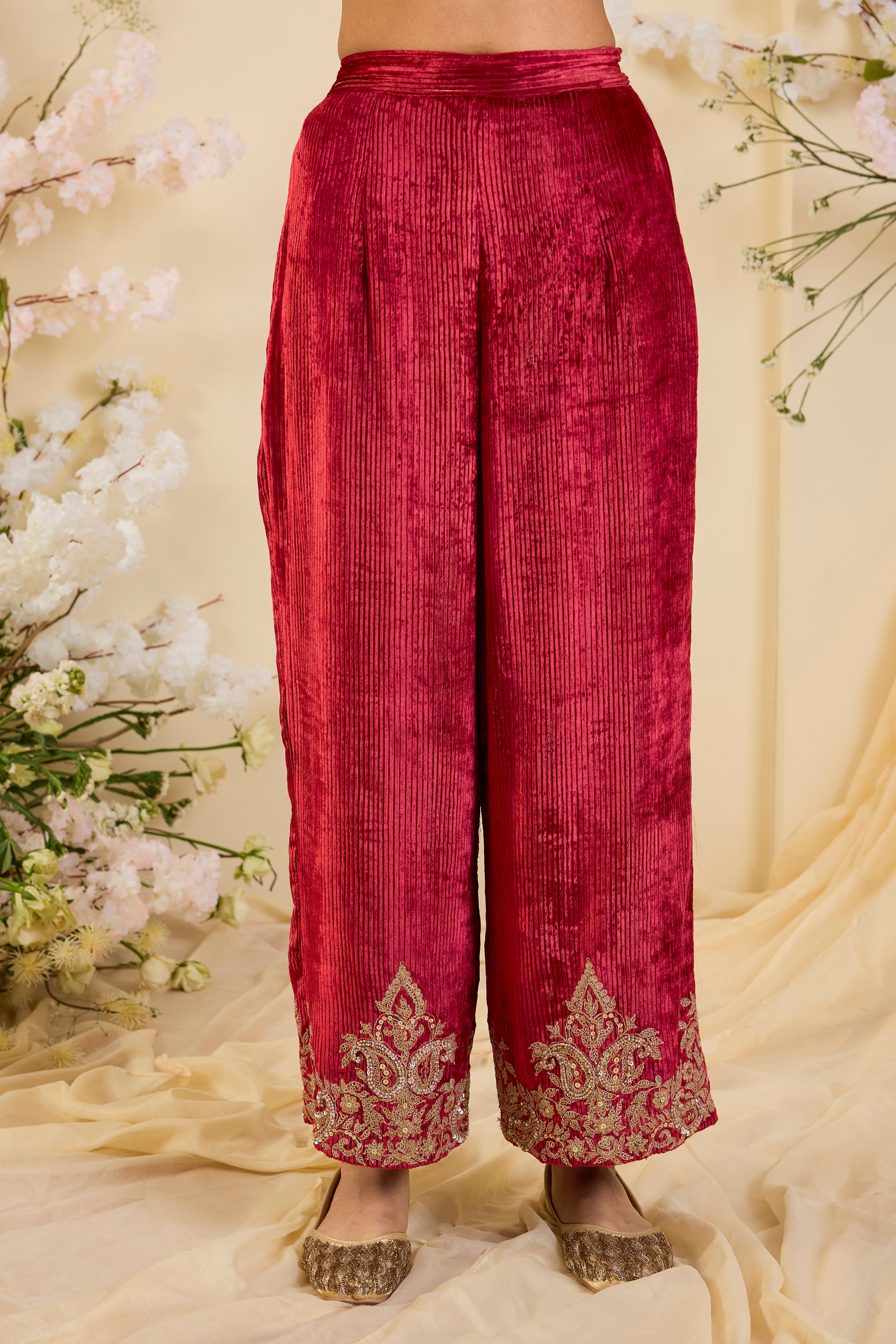 Rani Crimson Kurta Set with Opulent Zari Embroidery & Regal Organza Dupatta