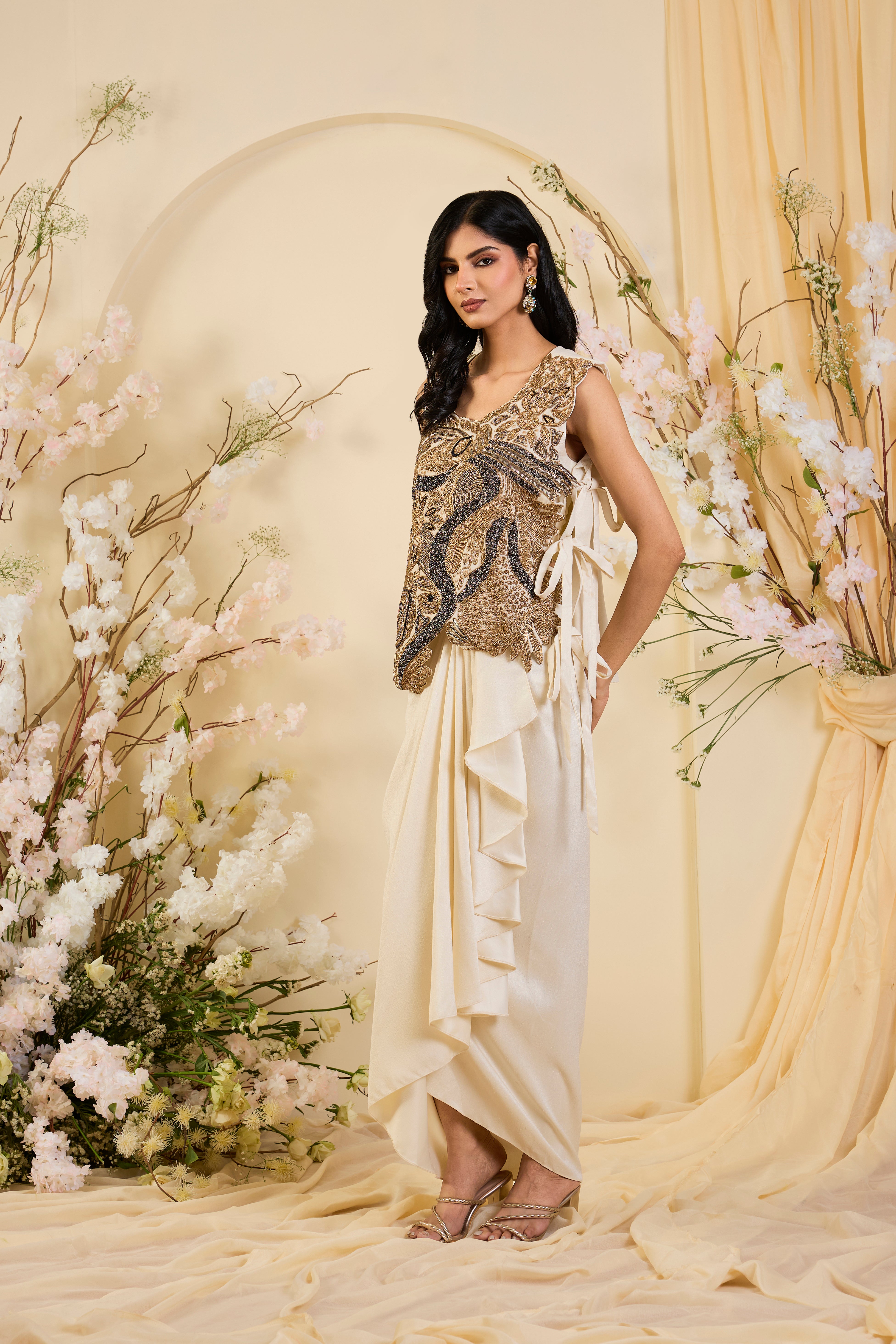 Sculpted Ivory Gillet set, Drenched in Gold