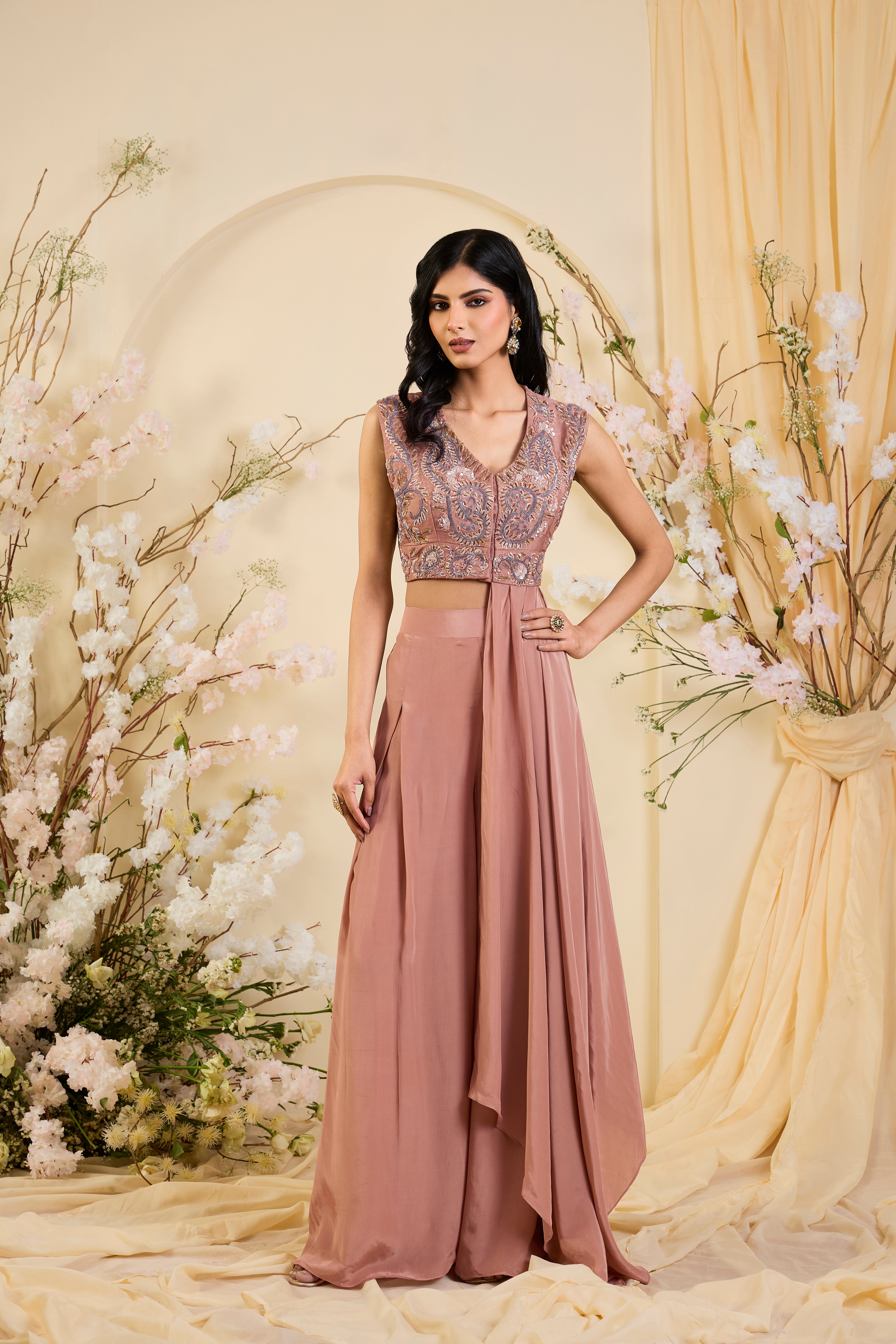 Blush Reverie: The Poetry of Soft Glamour