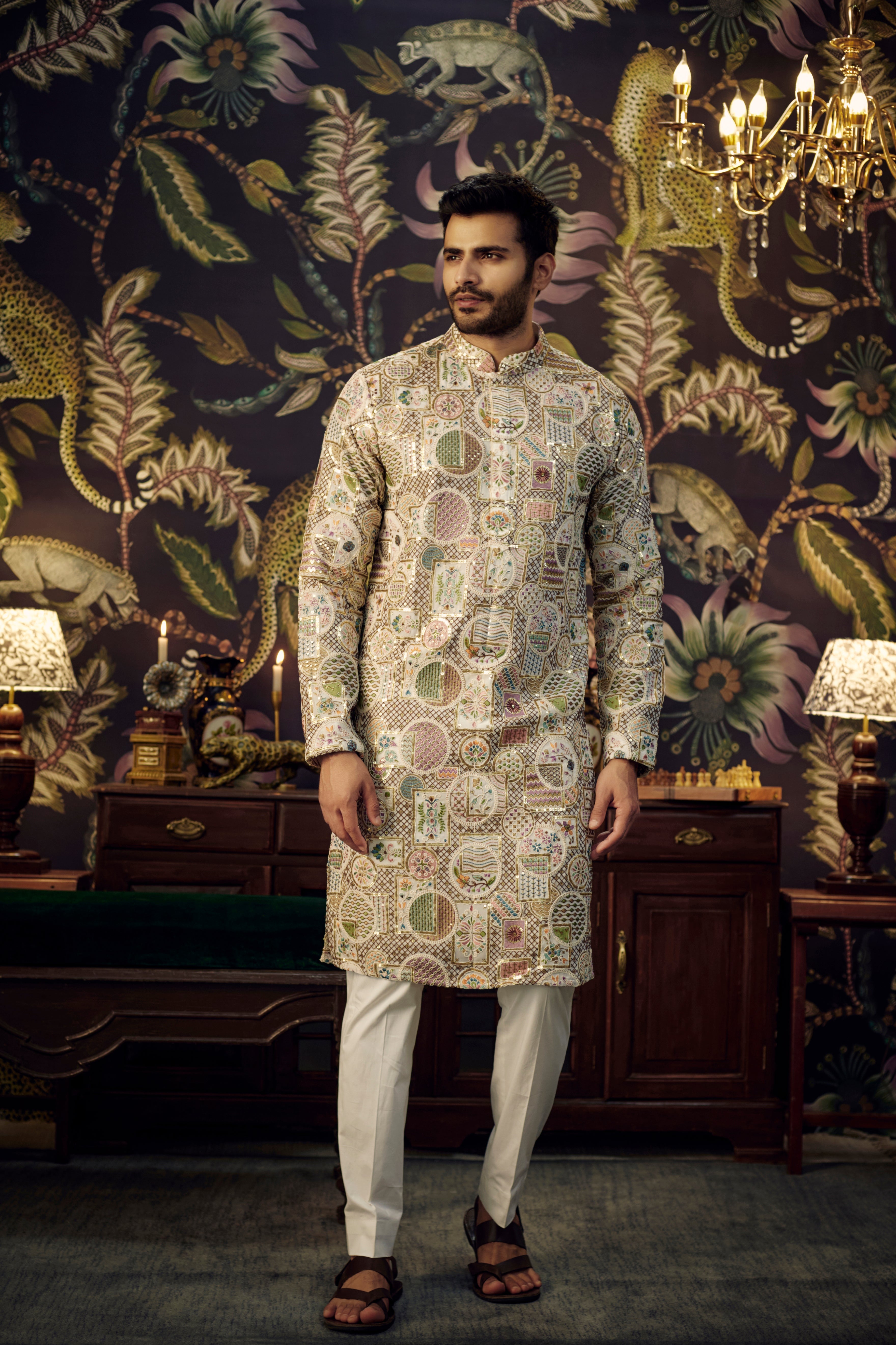 Off-white floral embroidered kurta with multi-threadwork - kasbahmen