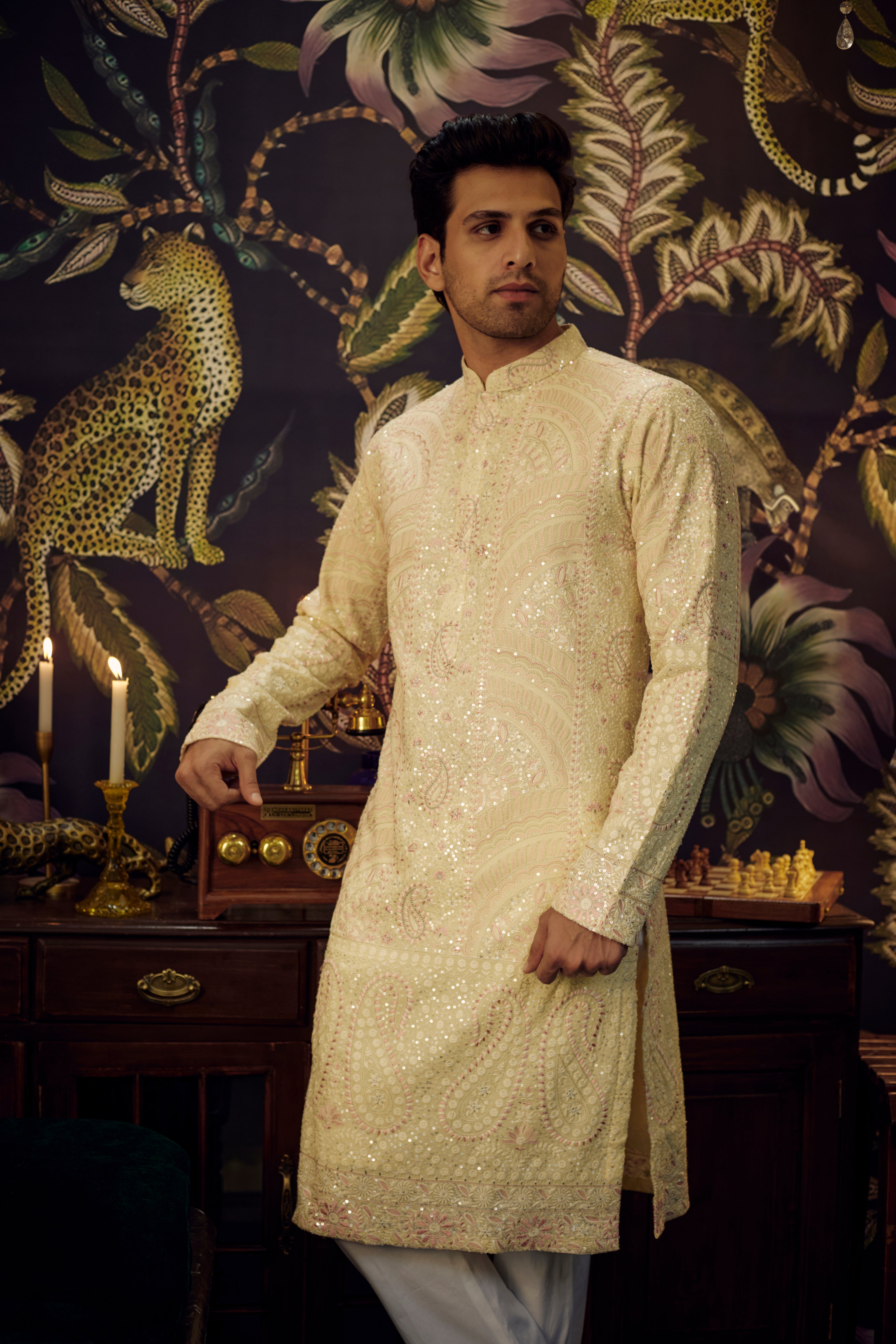 Cream and pink chikankari kurta with itricate paisley embroidery - kasbahmen