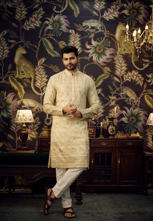 Cream multi embroidered kurta with intricately done horse figures