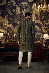 Black Kashmiri embroidered kurta with intricate multi-threadwork - kasbahmen