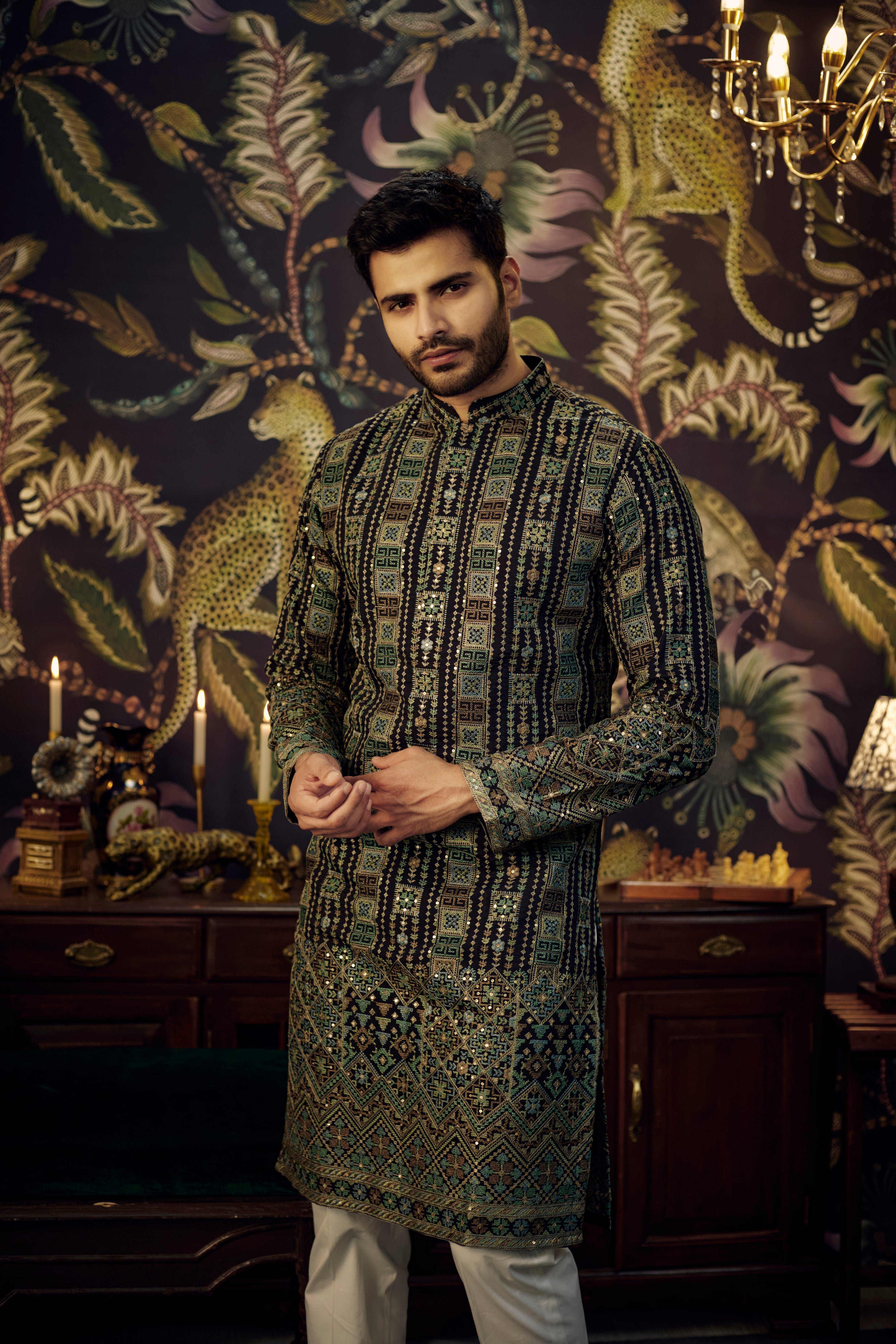 Black Kashmiri embroidered kurta with intricate multi-threadwork - kasbahmen