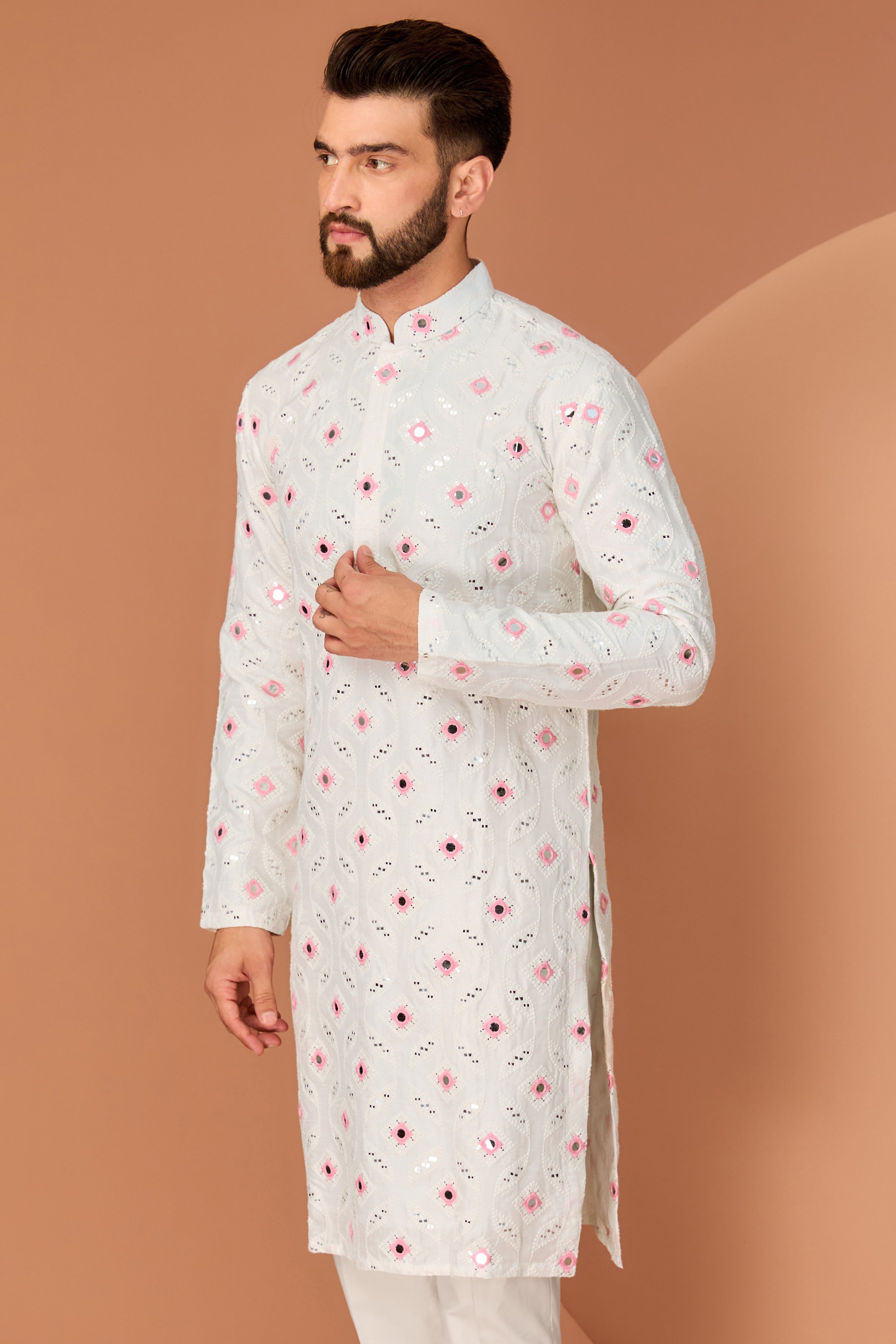 White mirror work kurta with intricate pink thread detailing - kasbahmen