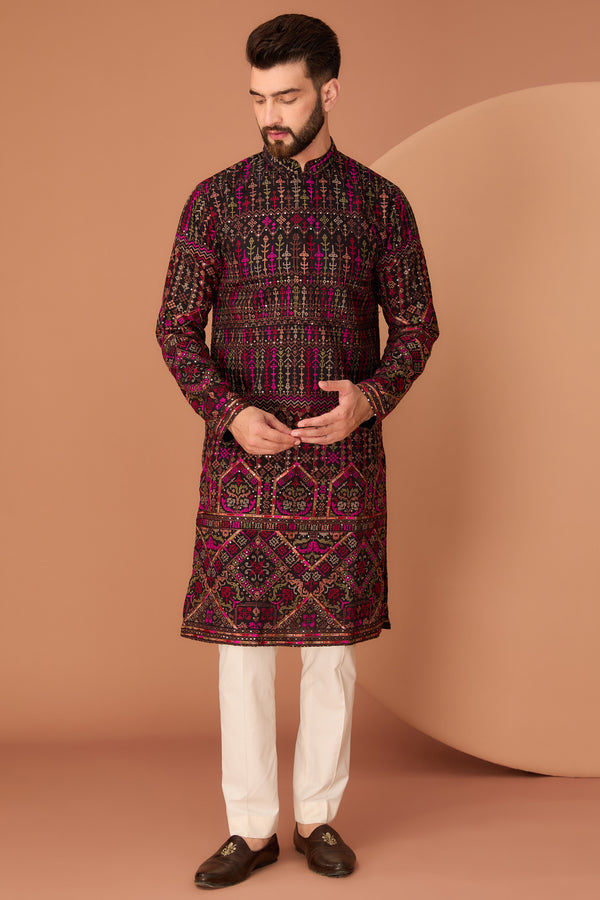 Black kashmiri embroidered kurta with intricate multi-threadwork - kasbahmen