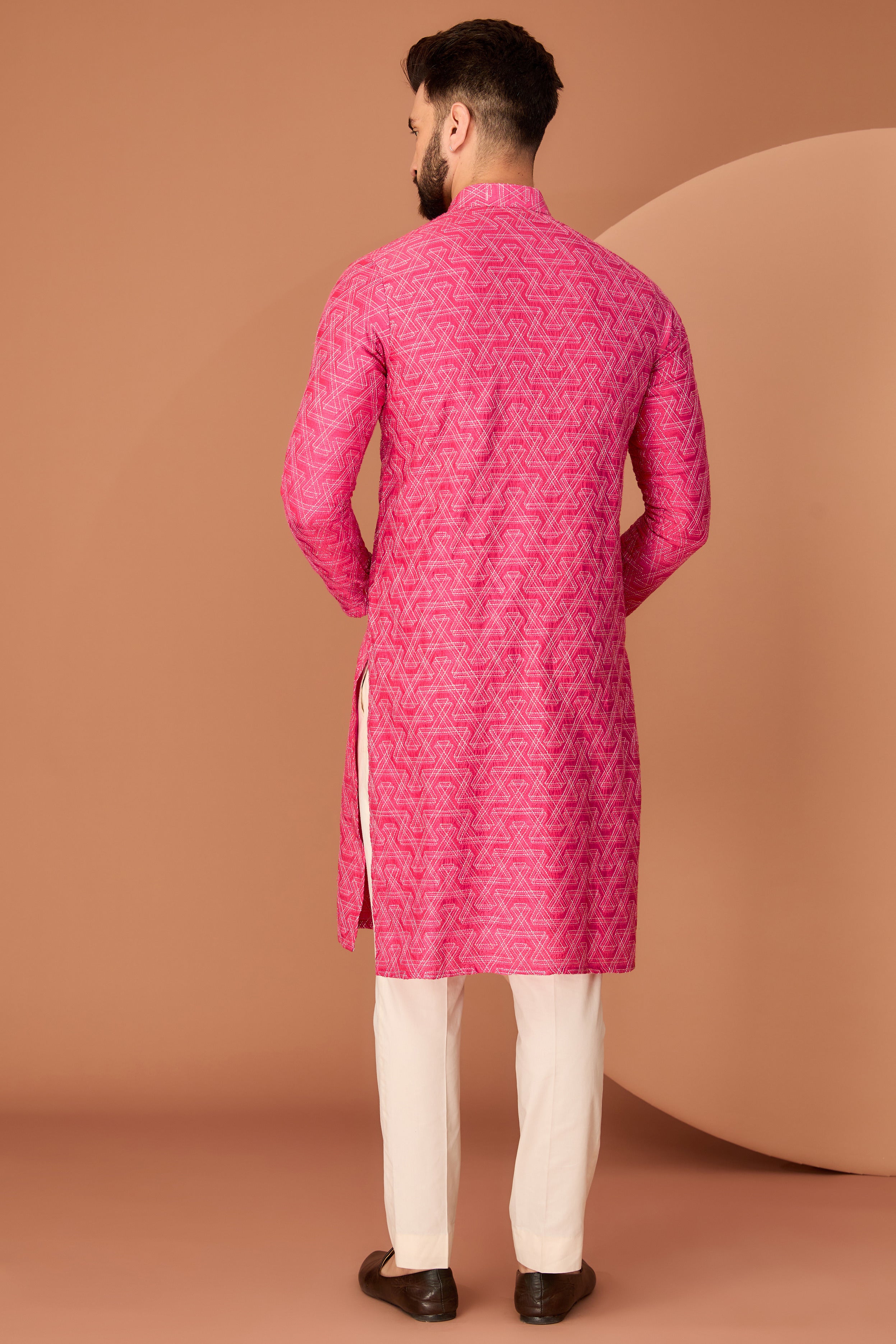 Hot Pink Geometrically embroidered kurta - kasbahmen