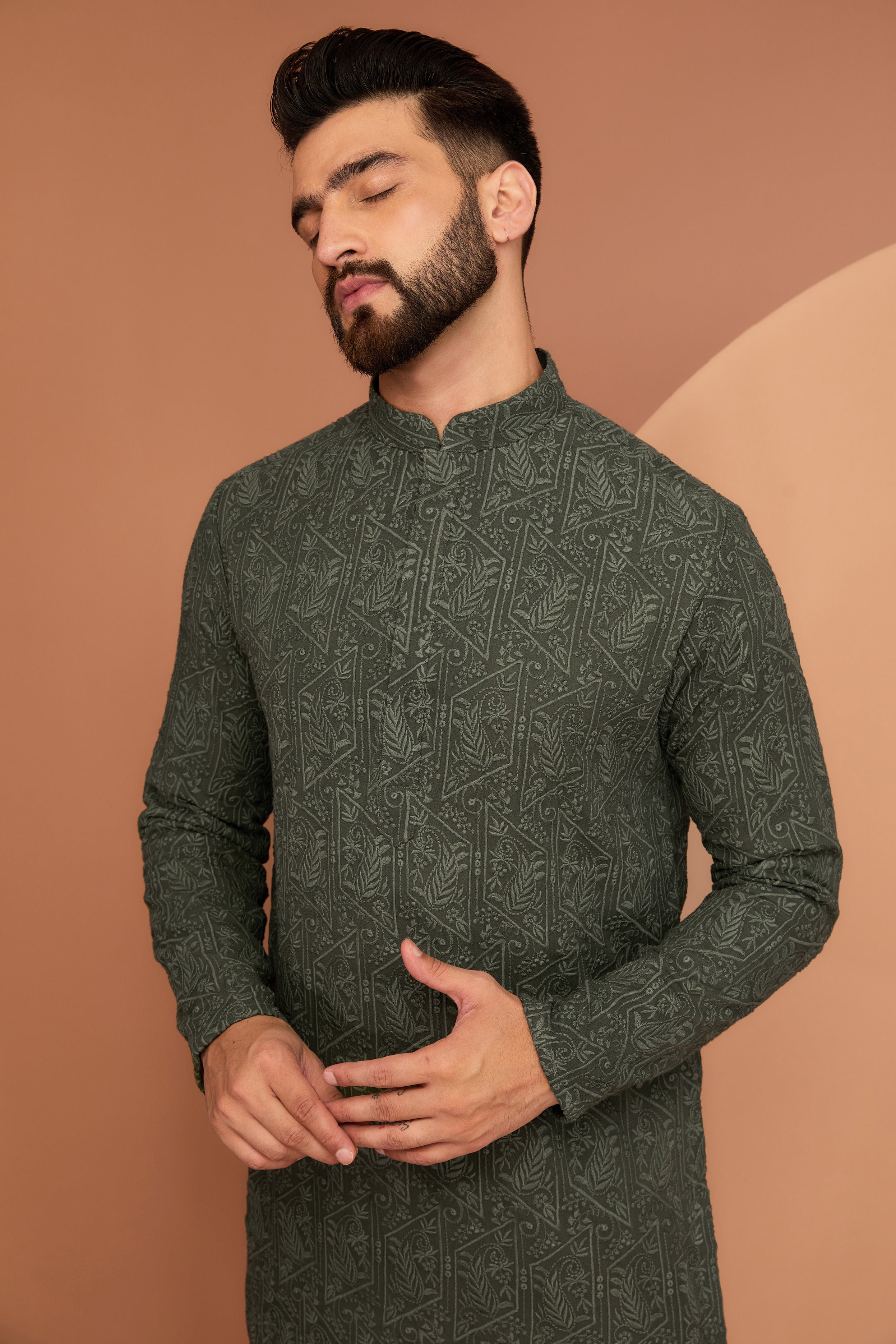 Military green chikankari kurta with paisley embroidery - kasbahmen