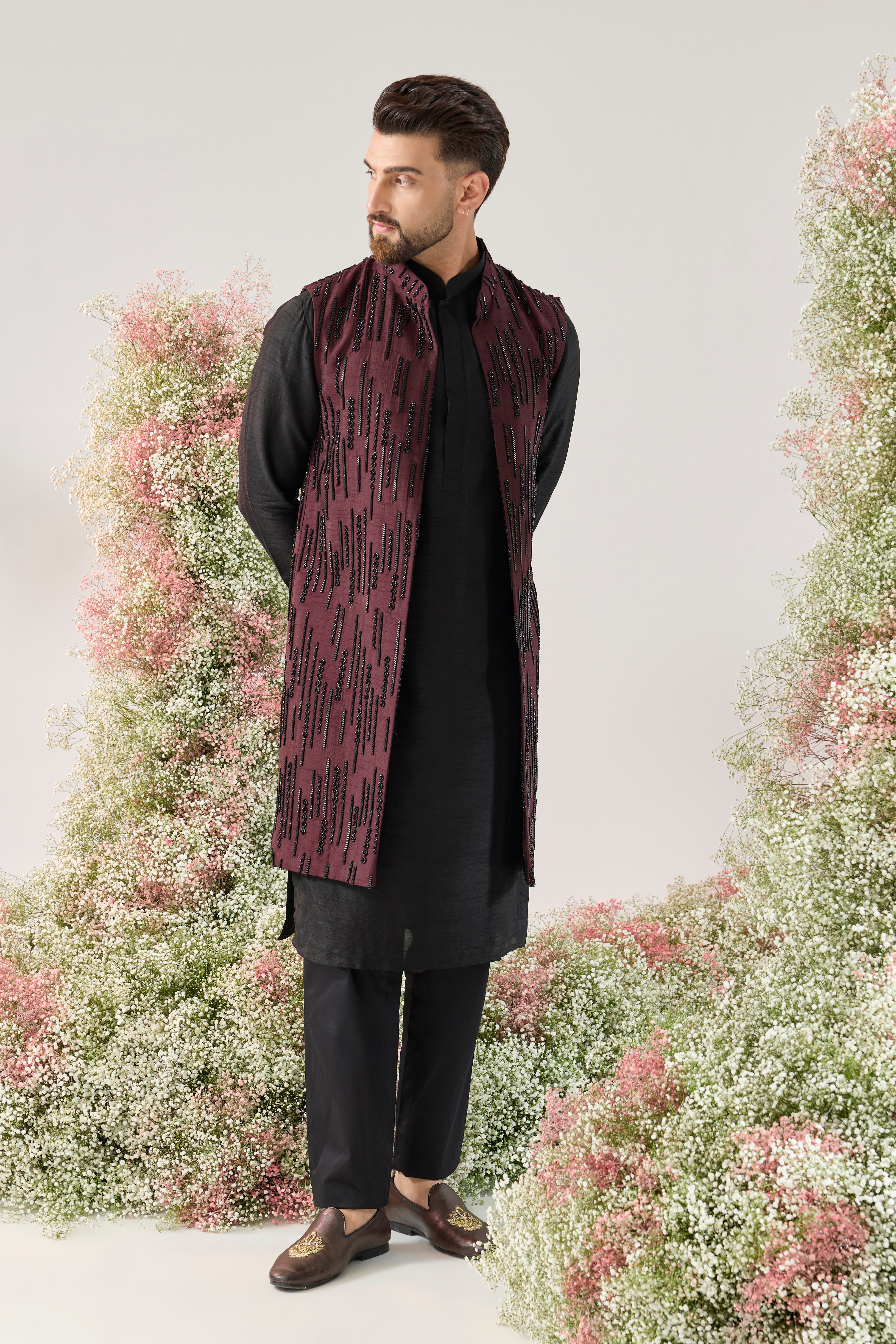 wine long open jacket with detailed cut dana embroidery