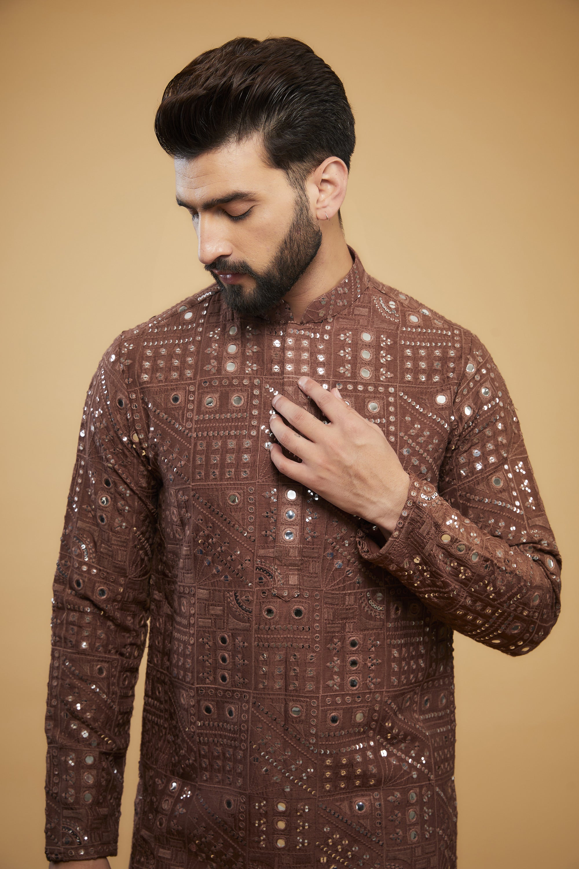 Classic mauve-taupe mirror-work kurta - kasbahmen