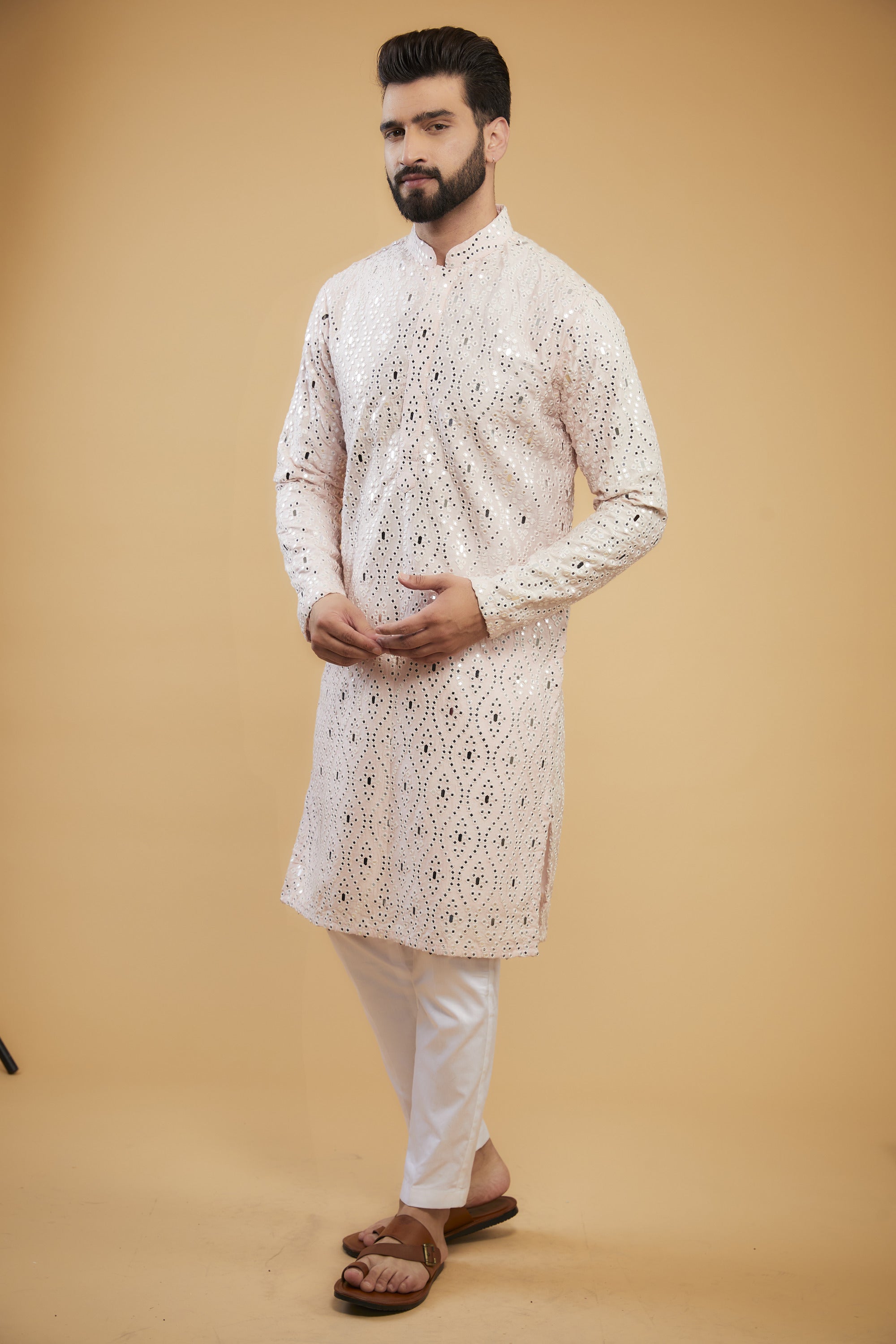 Baby Pink Mirror-work kurta - kasbahmen