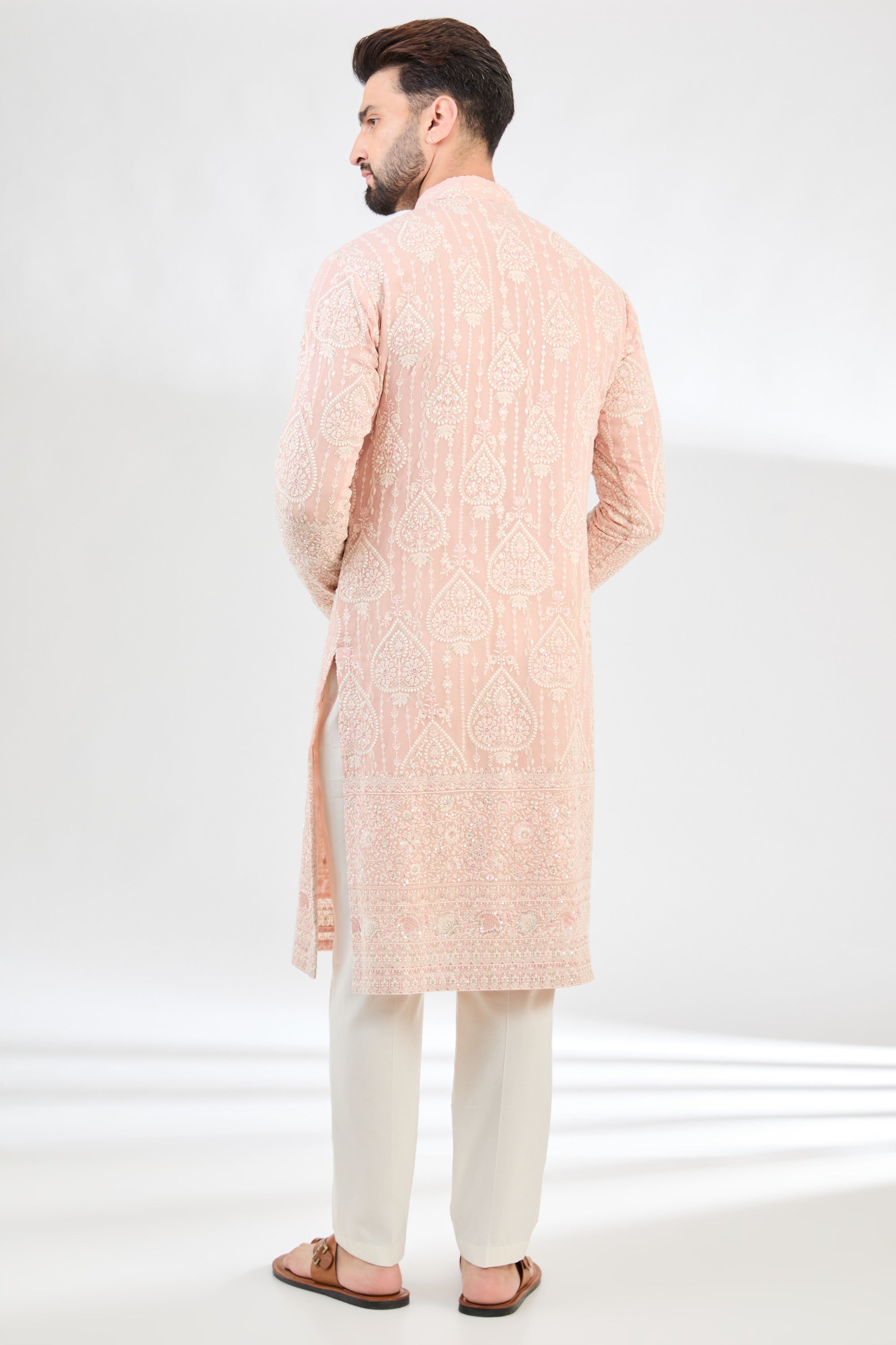 Pink Chikankari kurta with detailed multi-threadwork. - kasbahmen