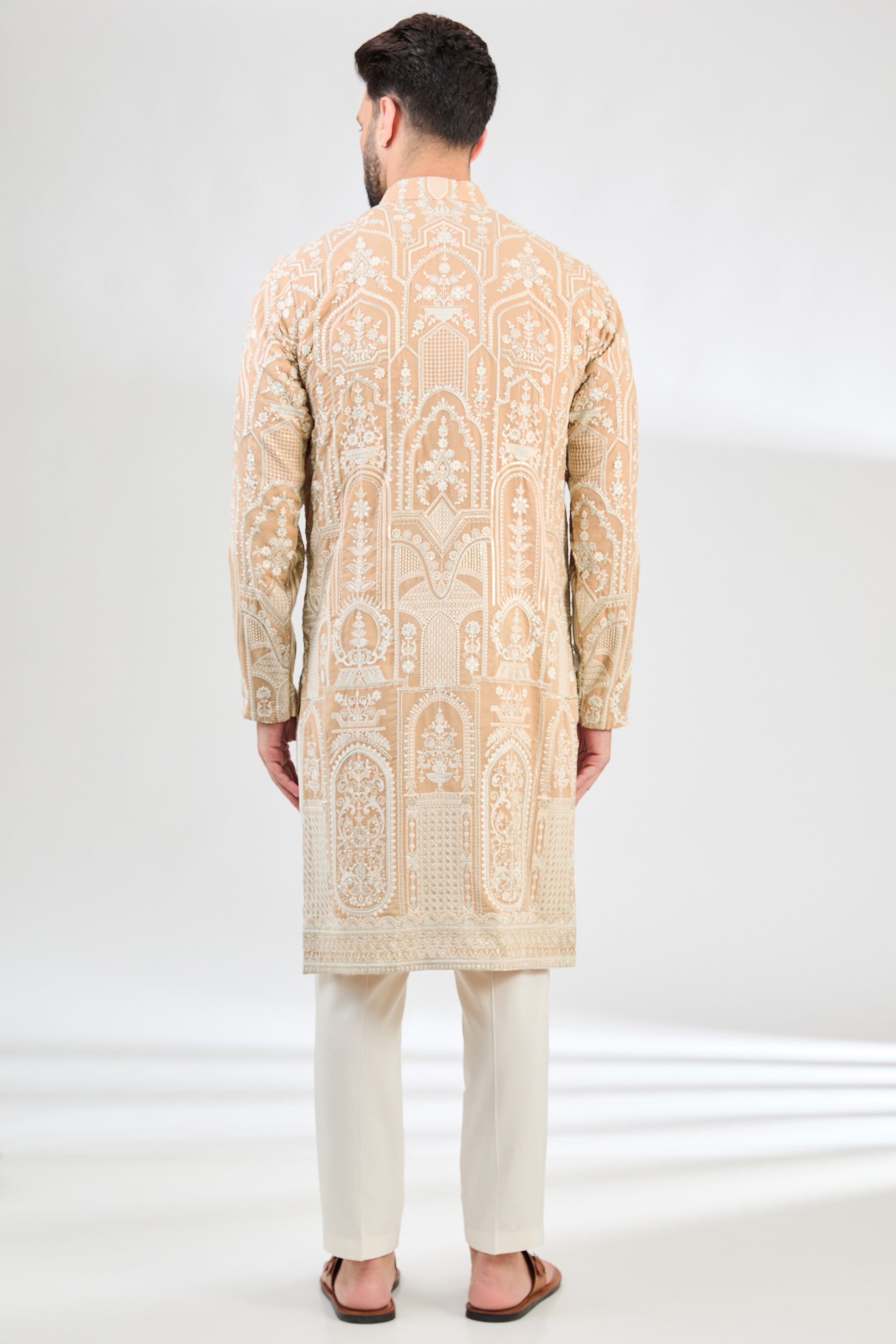 Mouse-cream chikankari kurta with ivory cream thread-work and silver highlighting. - kasbahmen