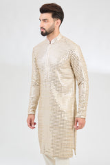 Cream mirror-work kurta with intricate golden zari detailing. - kasbahmen