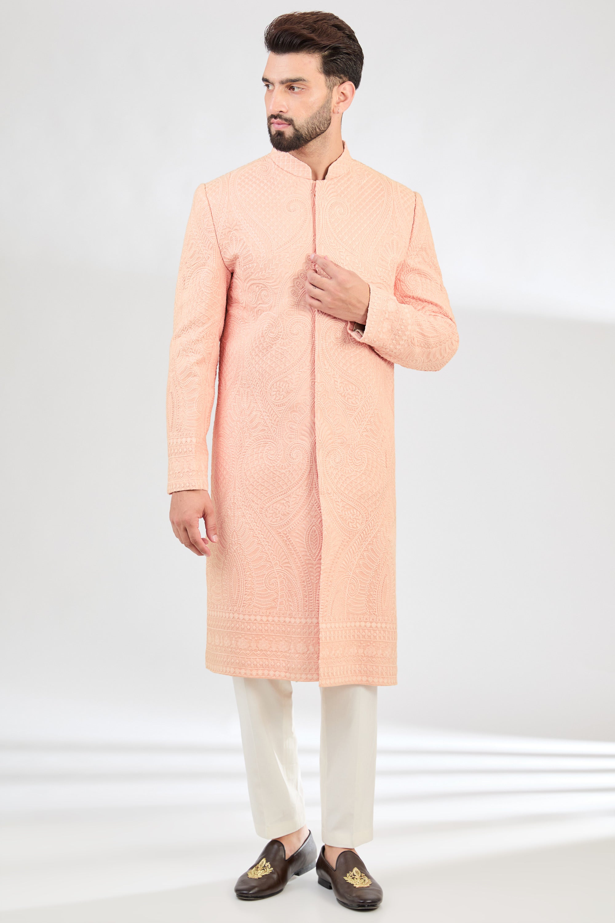 Peach kashmiri embroidered sherwani. - kasbahmen